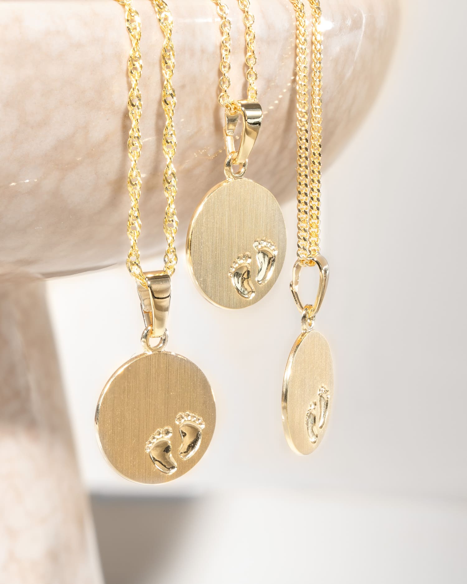 Gravurplatten Anhänger Halskette Babyfüße 12mm