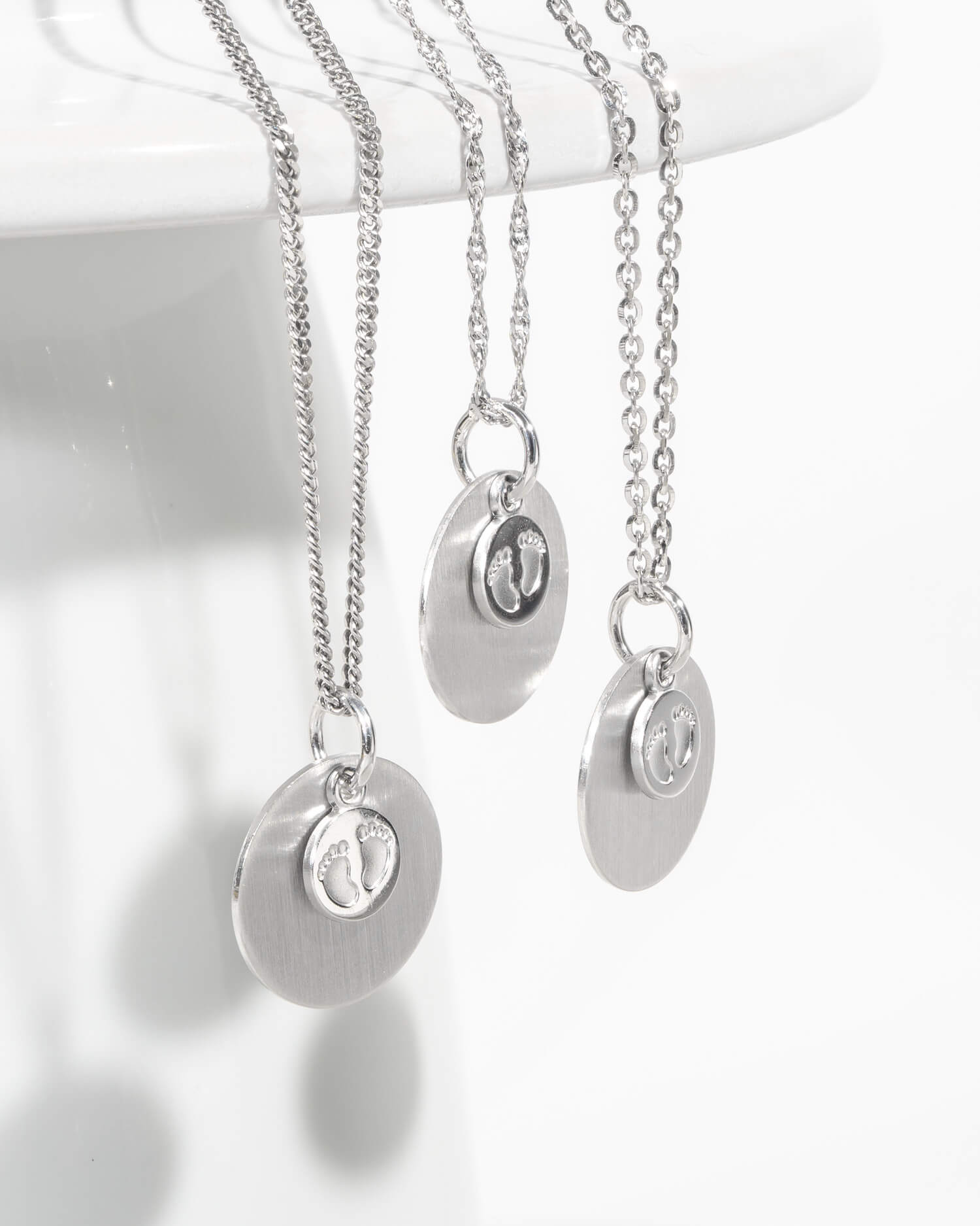 Gravurplatten Anhänger Halskette Babyfüße 14mm