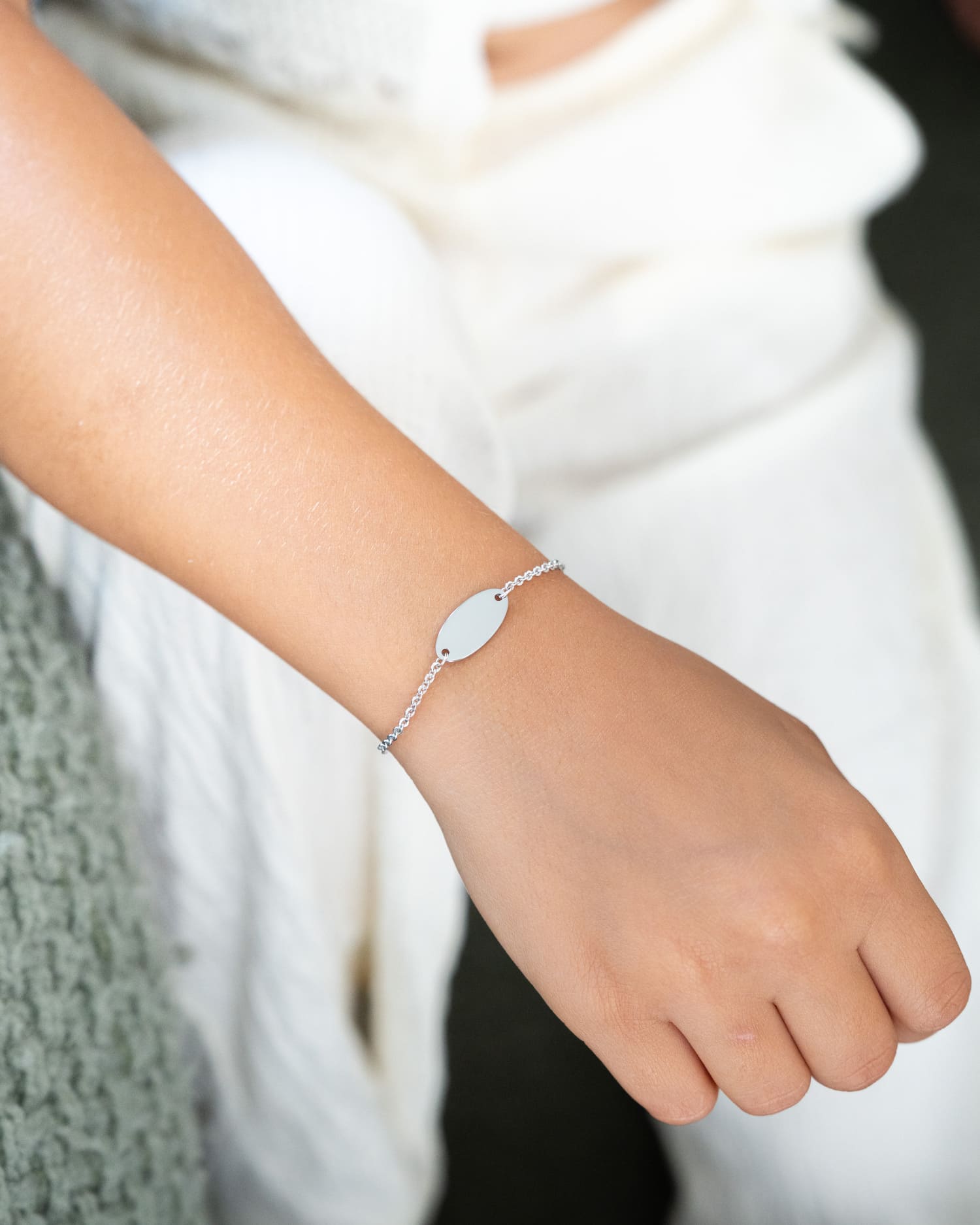 Handprint engraving bracelet engraving plate oval