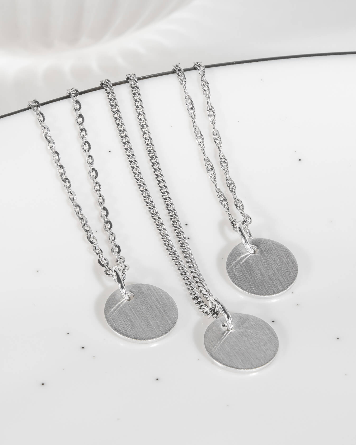 Engraving plate necklace pendant round 10mm