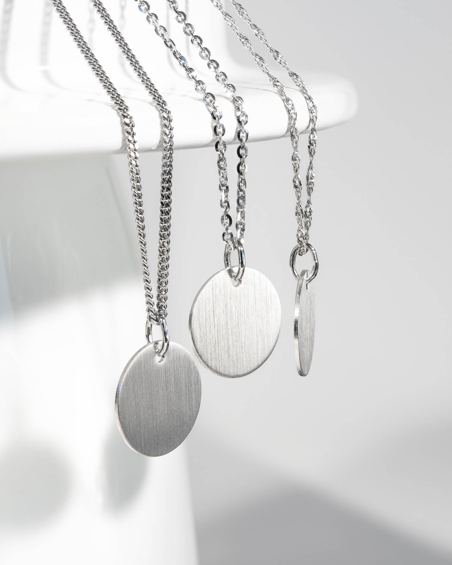 Engraving plate necklace pendant round 14mm