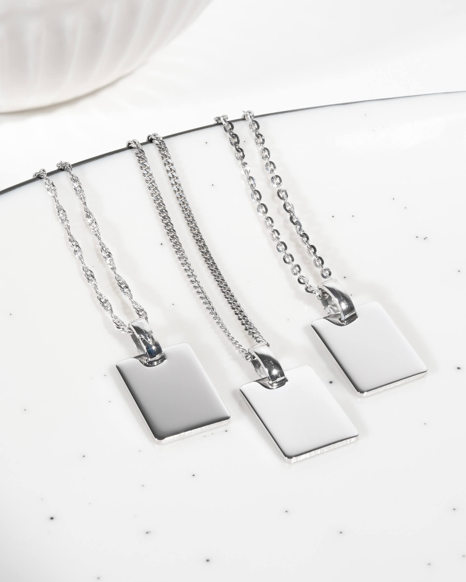 Graphic uploud engraving plates necklace pendant square