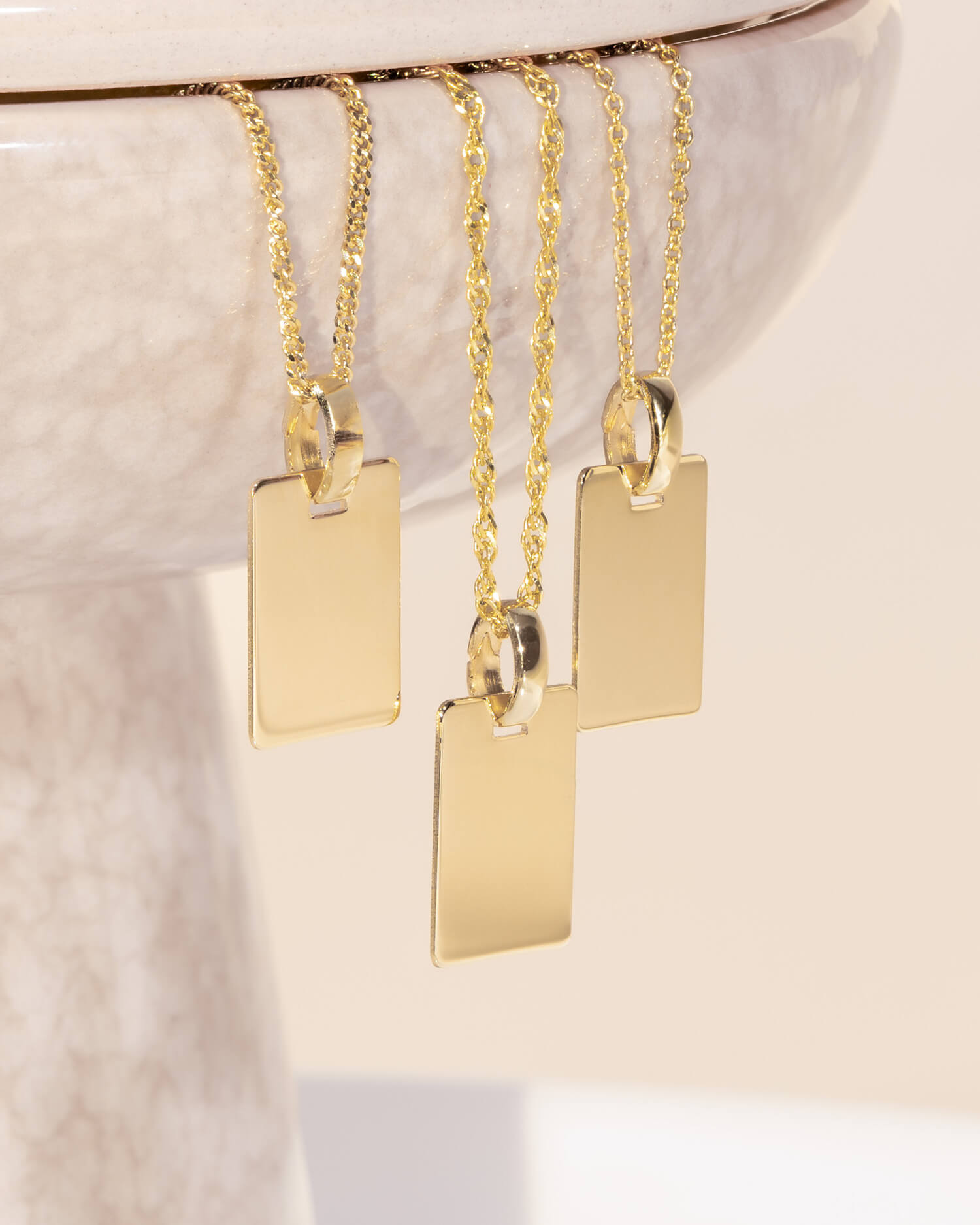 Graphic uploud engraving plates necklace pendant square