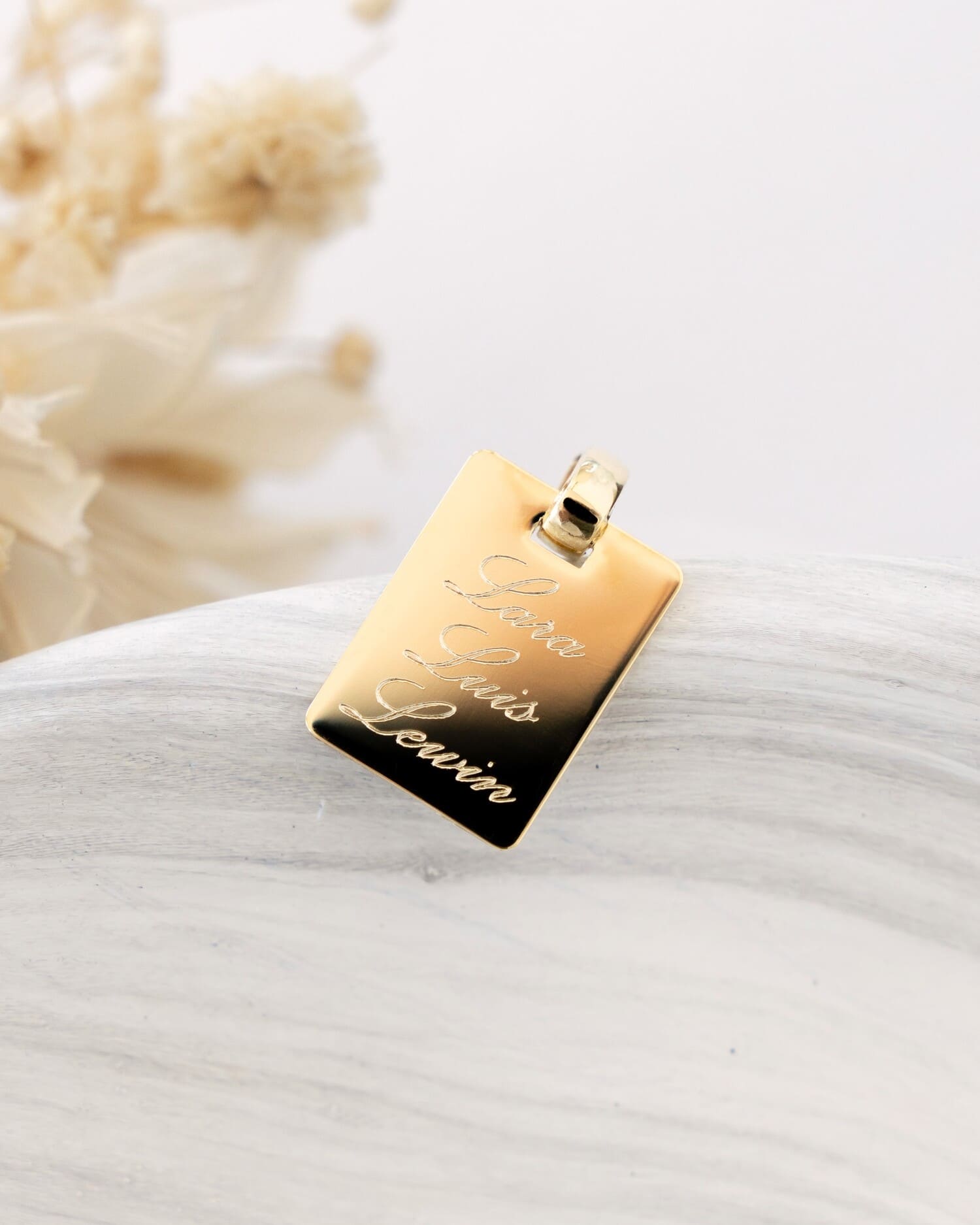 Engraving plates necklace pendant square