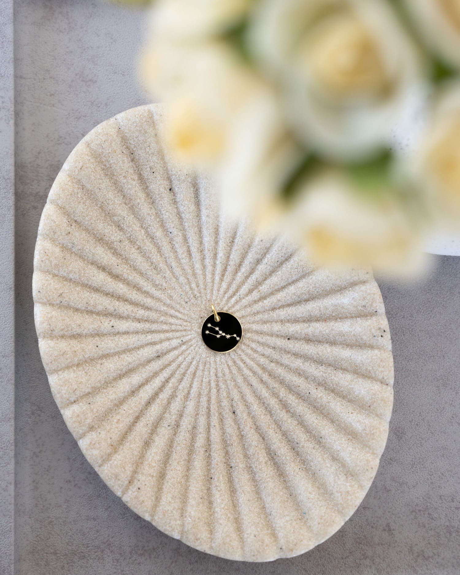 Zodiac sign engraving plates necklace pendant round 12mm