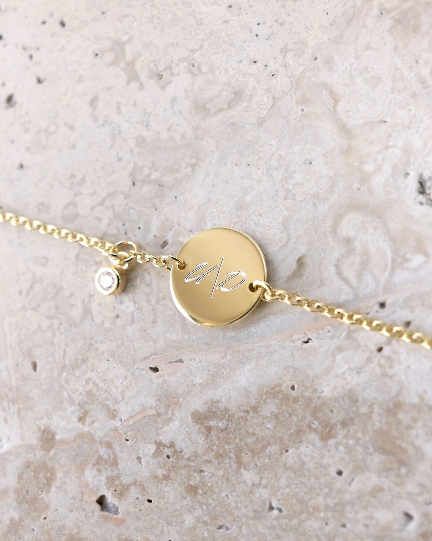 Initials engraving bracelet engraving plate round zirconia