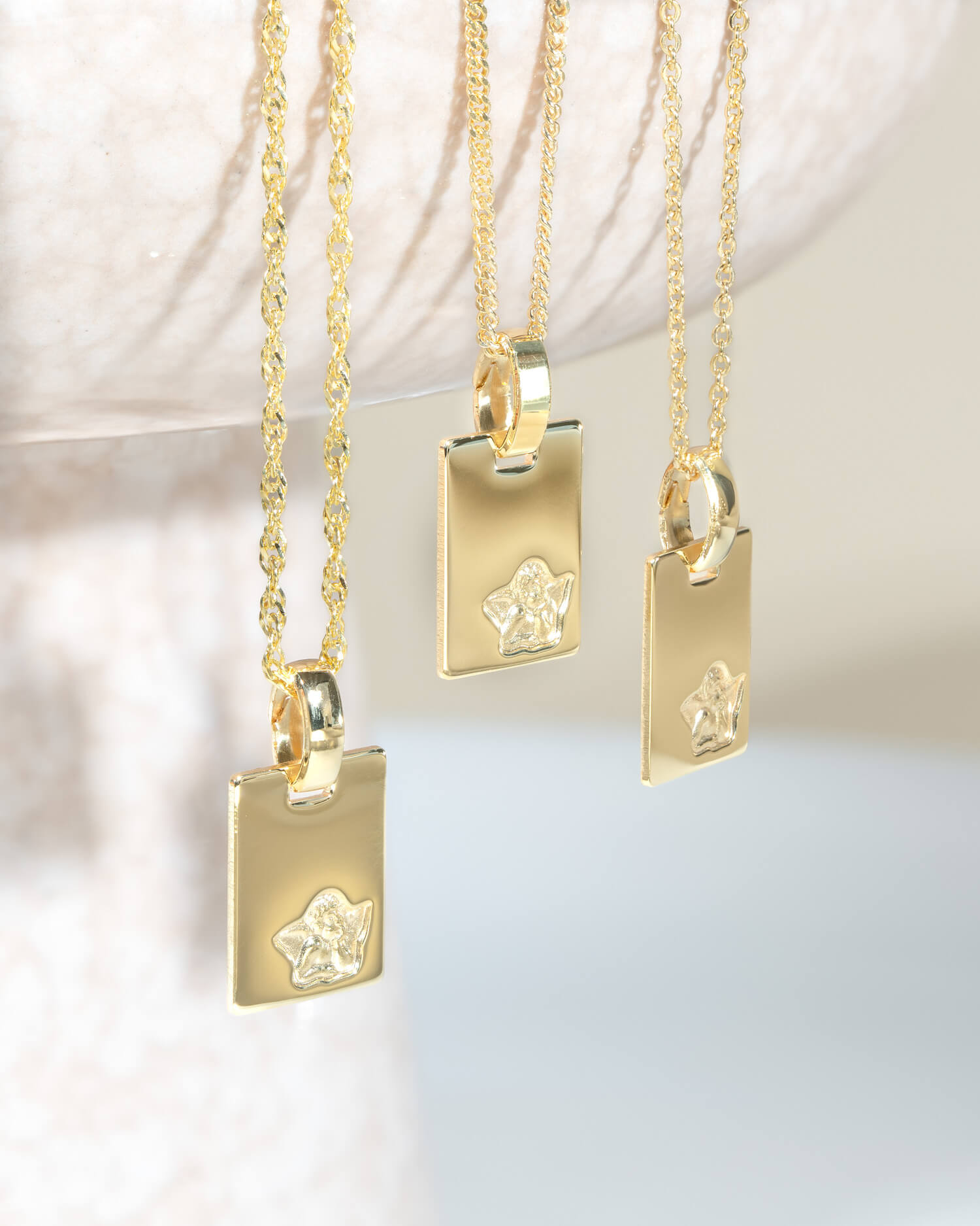 Graveerplaatjes hanger ketting beschermengel