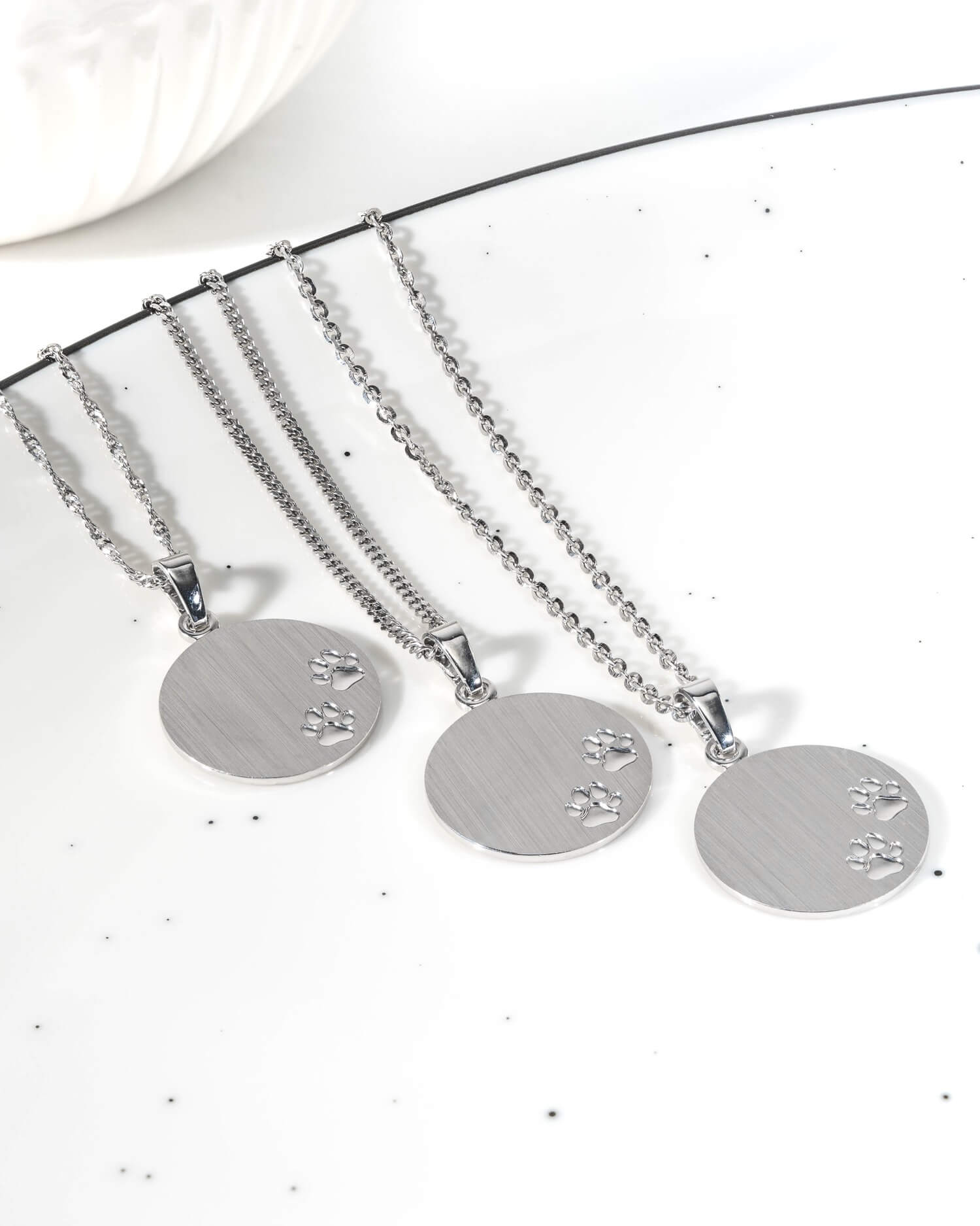 Graveerplaatjes halsketting hanger pootafdruk 16mm