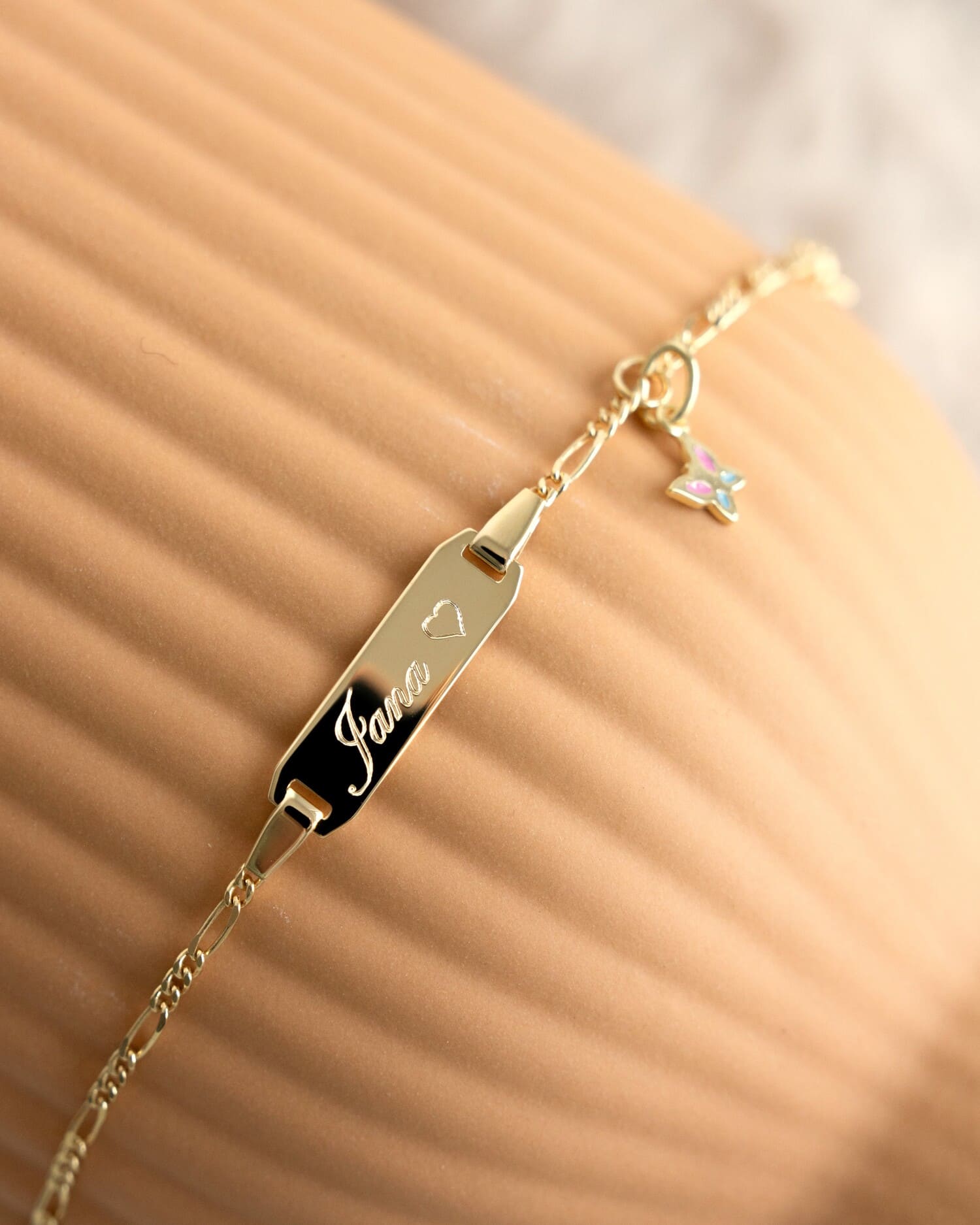 Graveerarmband graveerplaatje vlinder