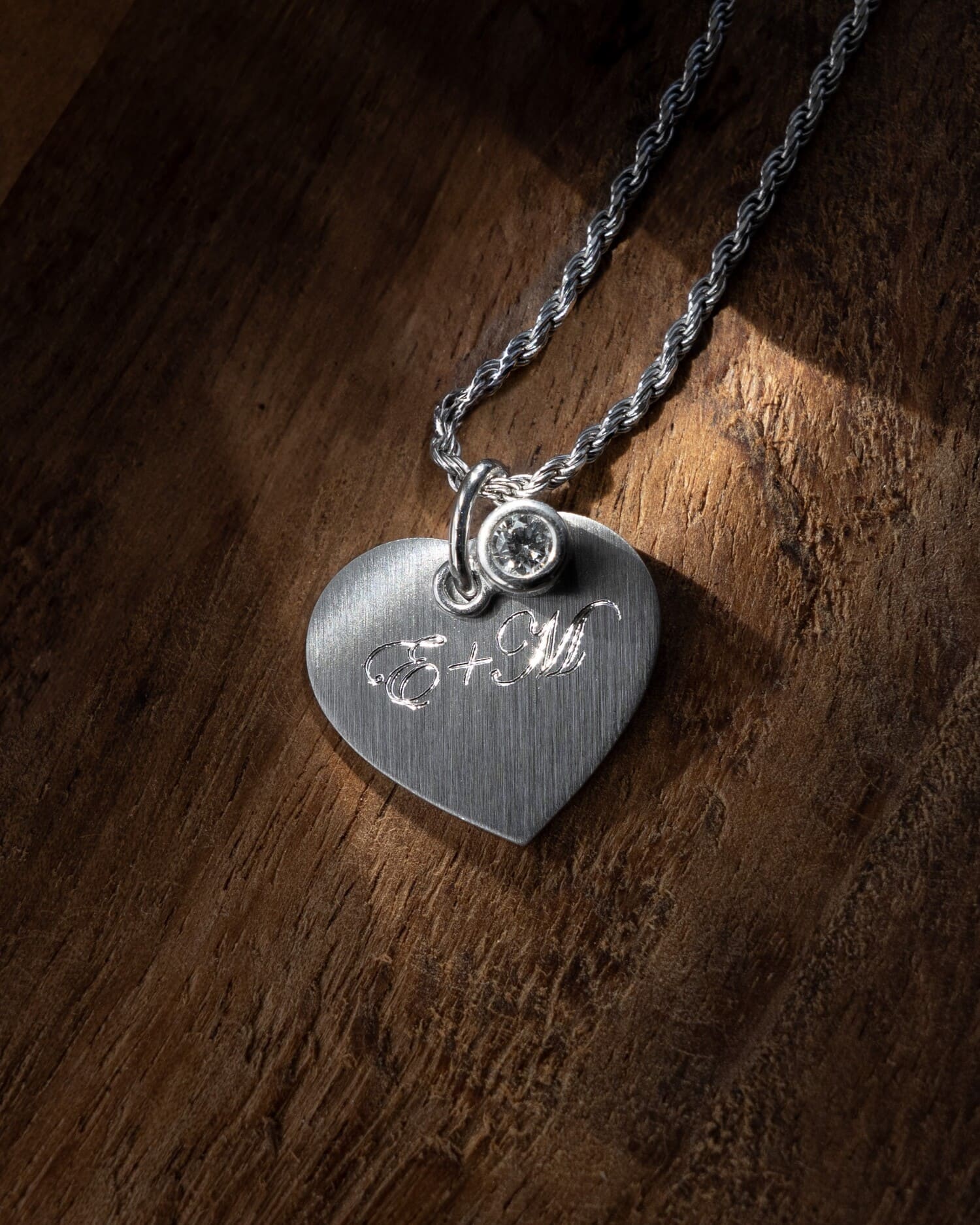 Hart ketting graveerplaatje hanger zirkonia