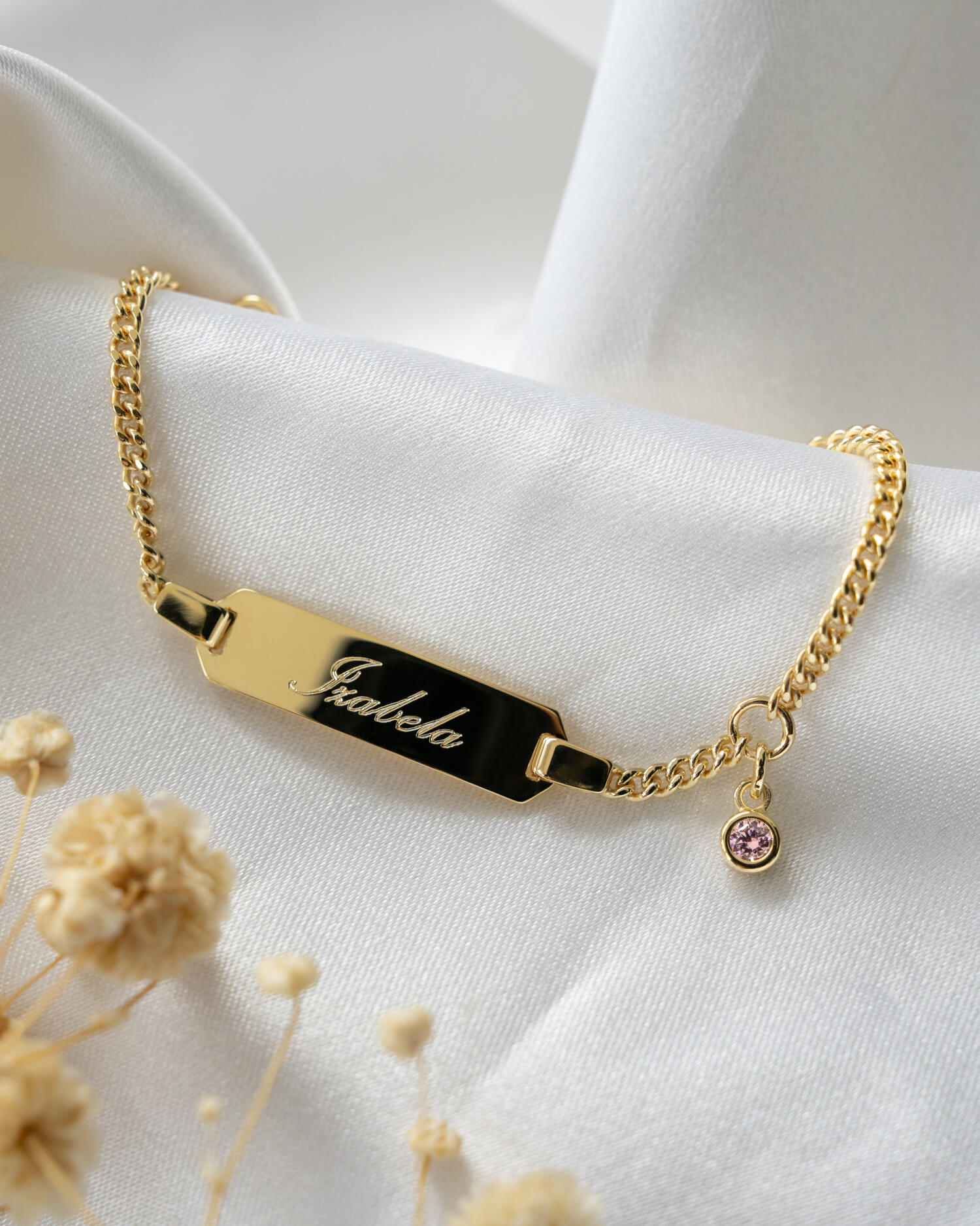 Graveerarmband graveerplaatje zirkonia roze