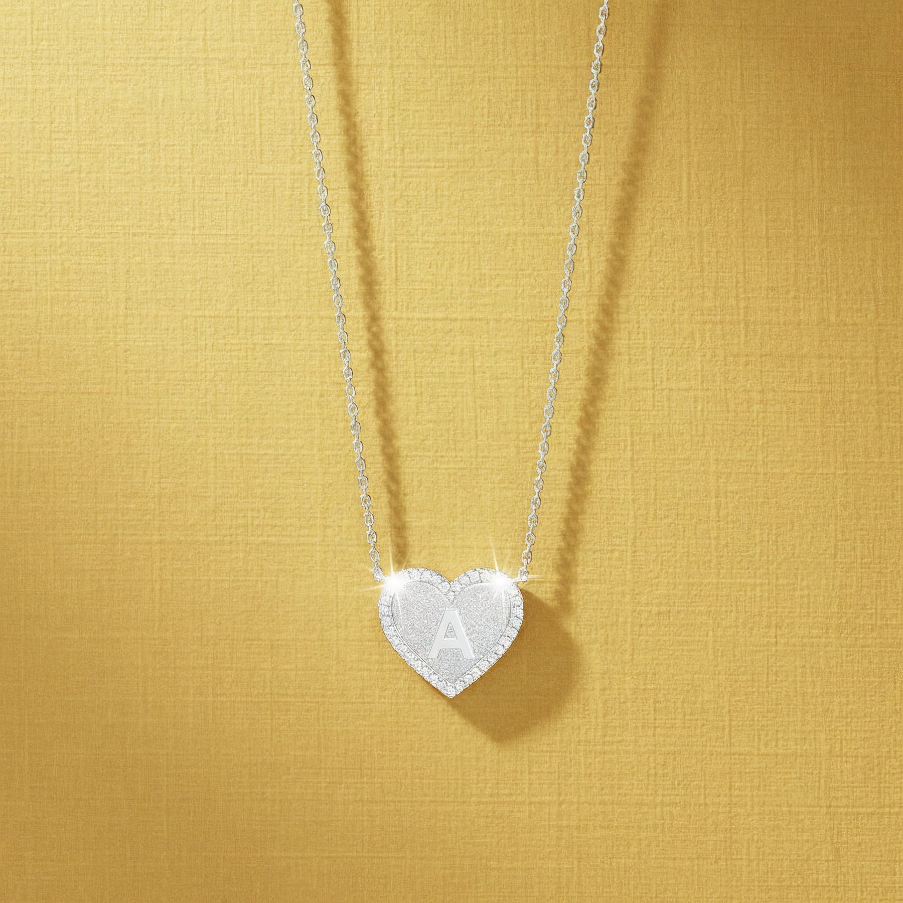 Halsketting met hartjes en initialen, zirkonia