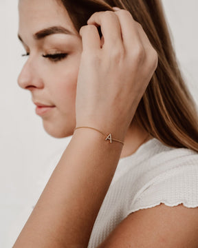 Letter bracelet with zirconia