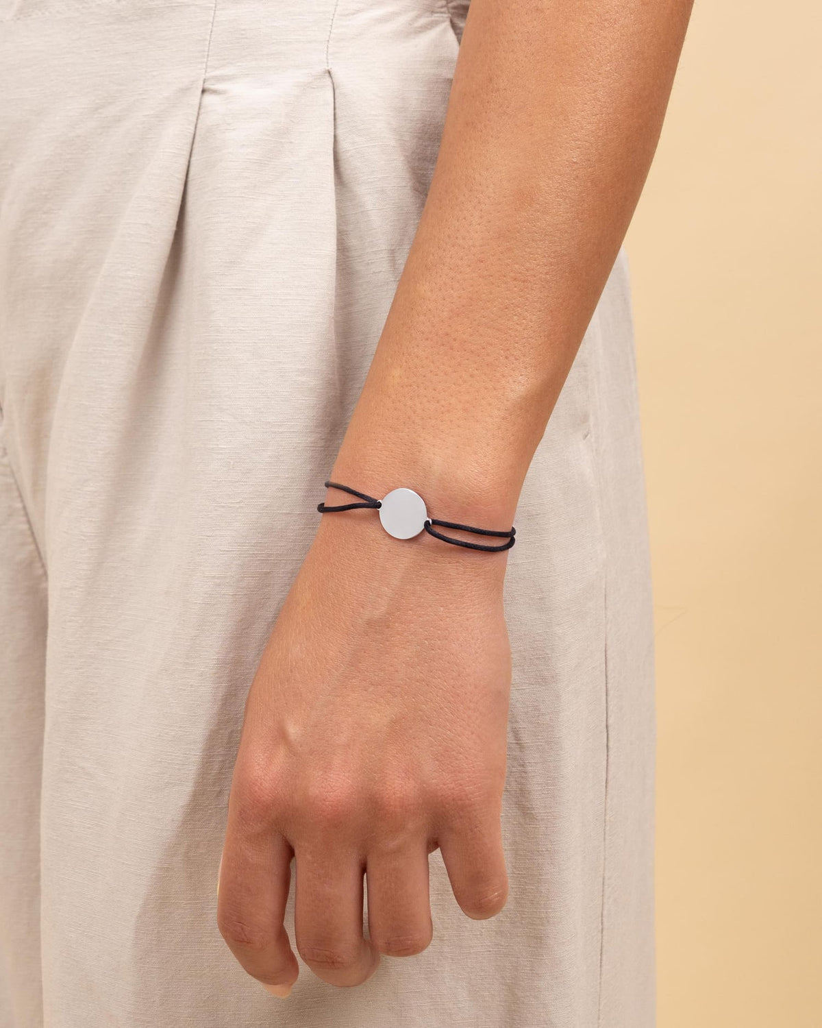 Initialen Gravurarmband Gravurplatte Stoffarmband Rund