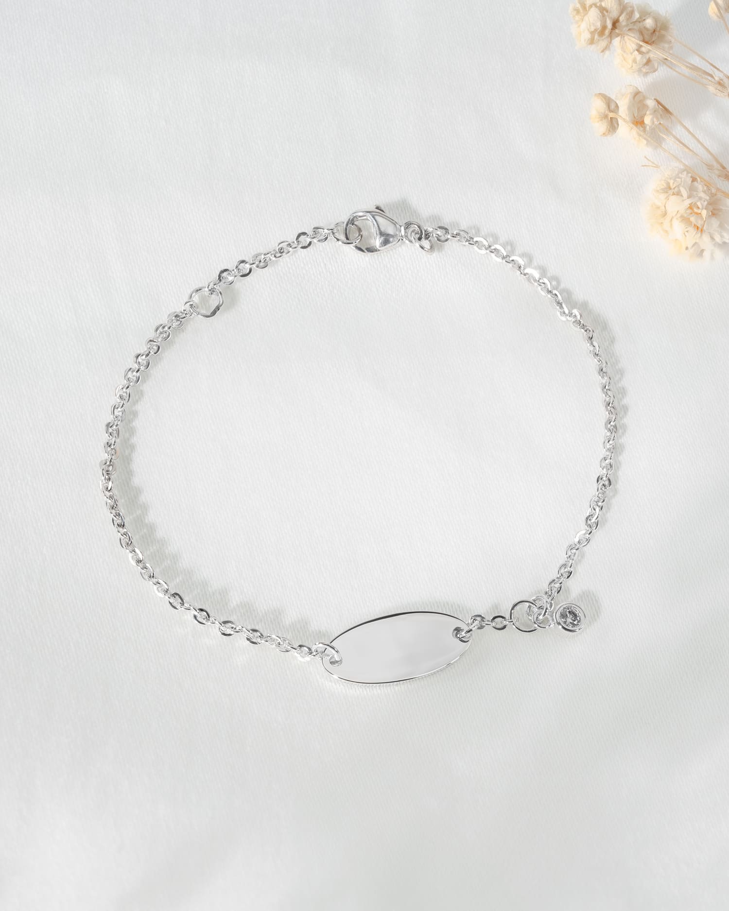 Fußabdruck Gravurarmband Gravurplatte Oval Zirkonia