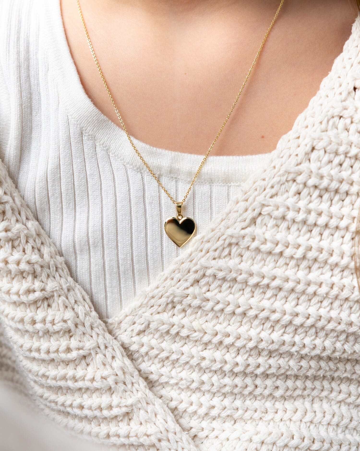 Zodiac Heart Necklace Engraved Plate Pendant 12mm