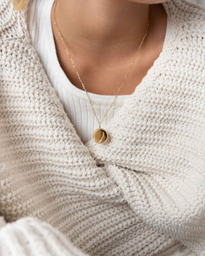 Custom-designed engraved pendant necklace with round cubic zirconia, 16mm