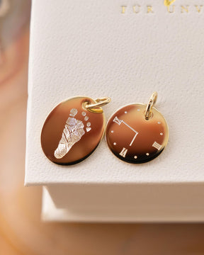 Engraving plates necklace pendant oval