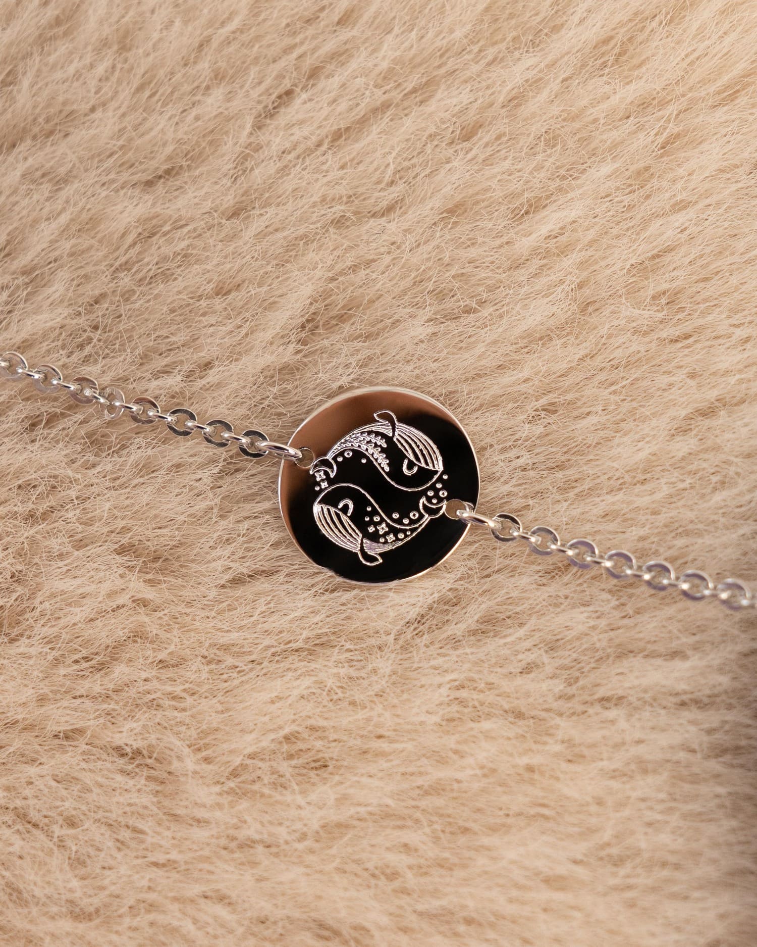 Dierenriemteken graveerarmband graveerplaatje rond