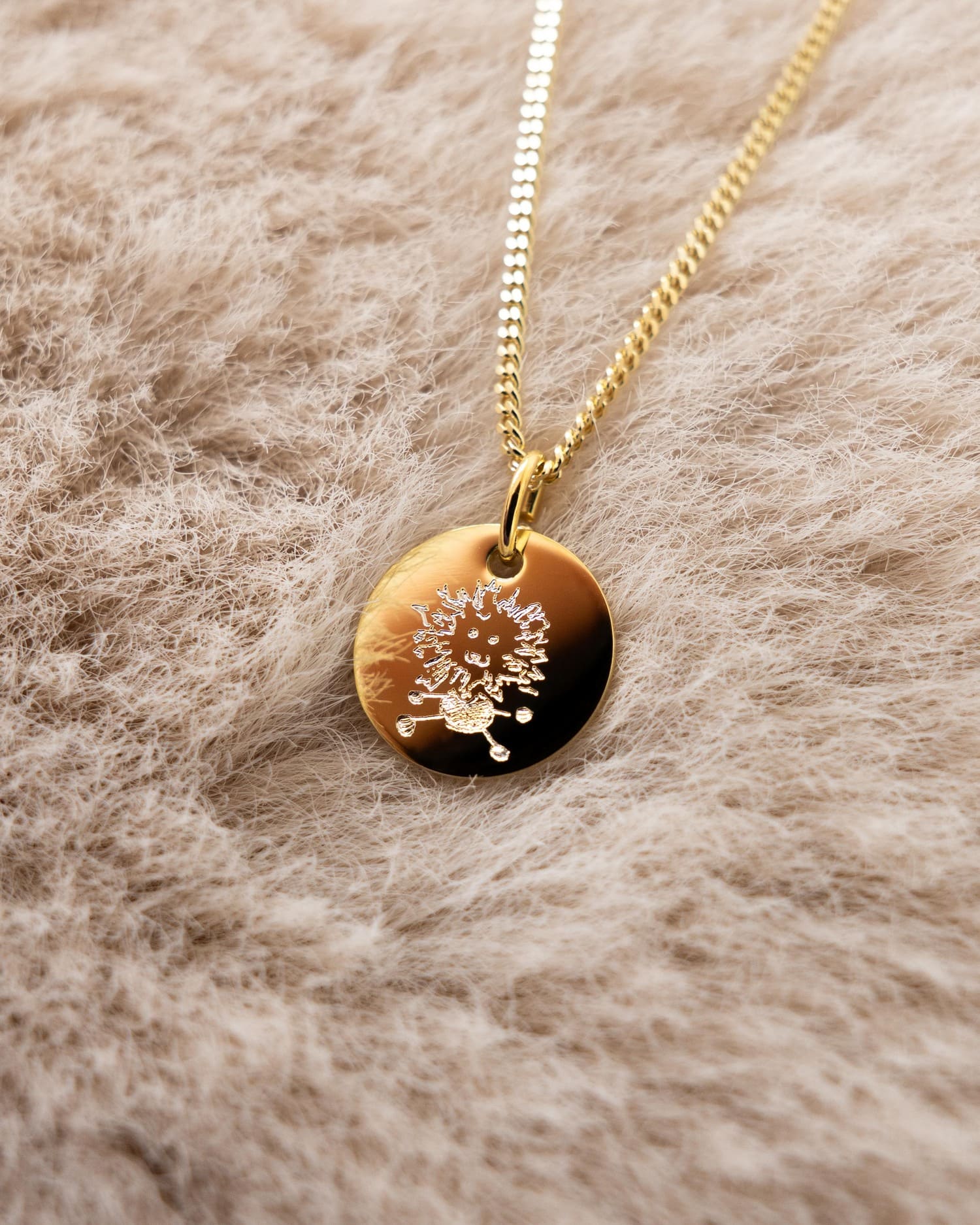 Engraved plates necklace pendant round 10mm