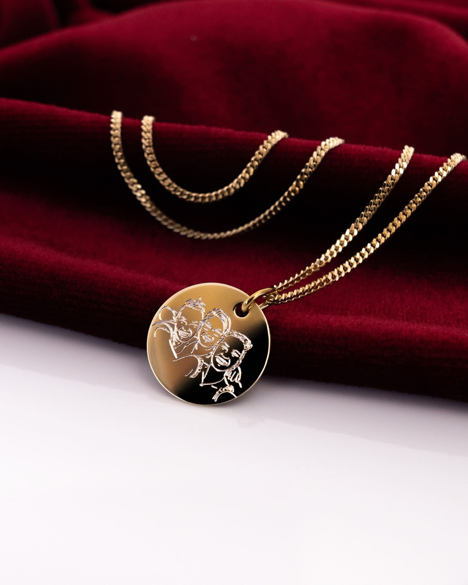 Engraved plate necklace pendant round 14mm