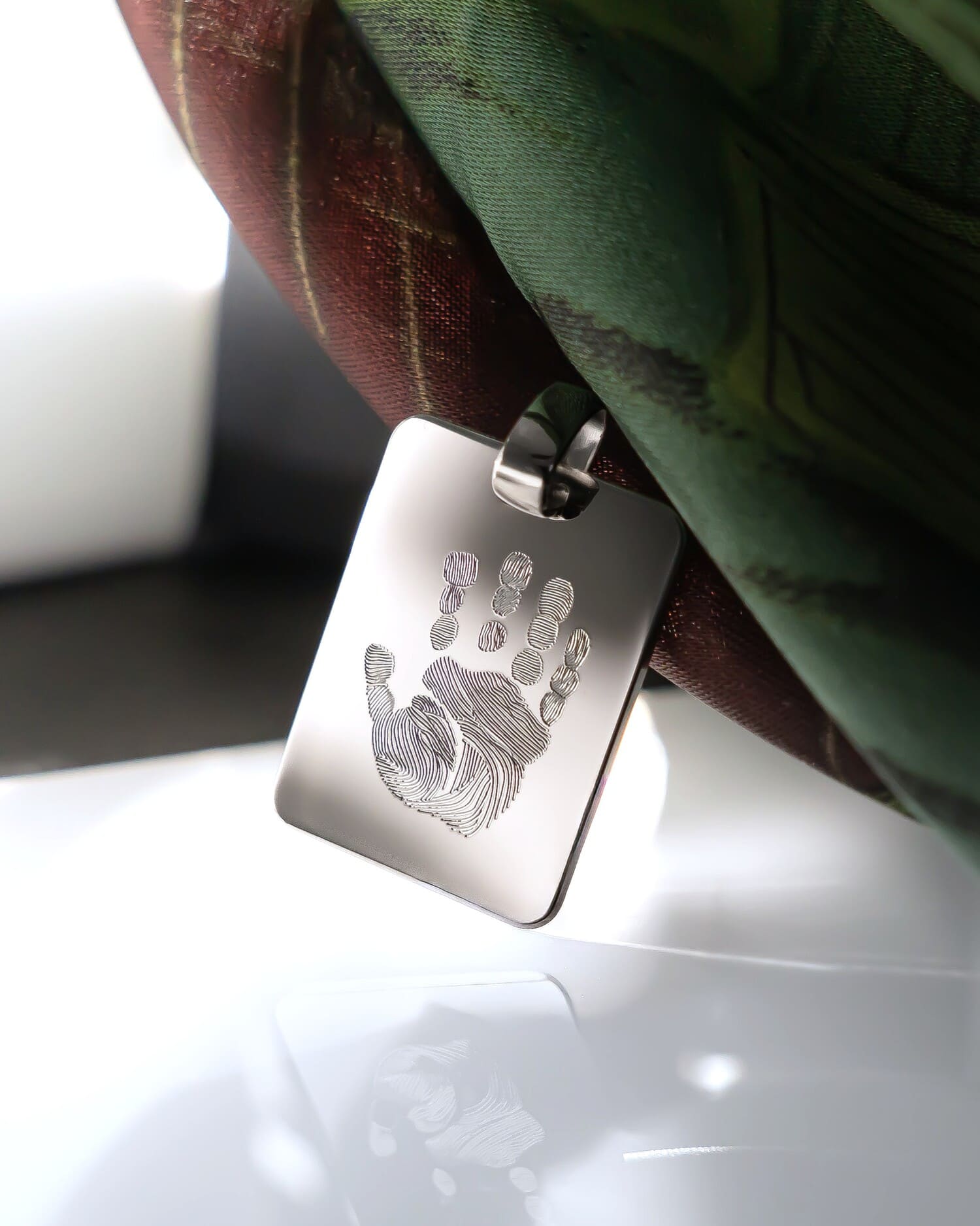 Engraving plate necklace pendant rectangle