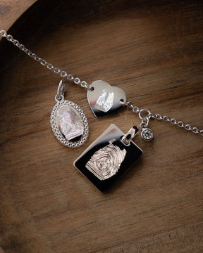 Engraved bracelet, engraving plate, heart