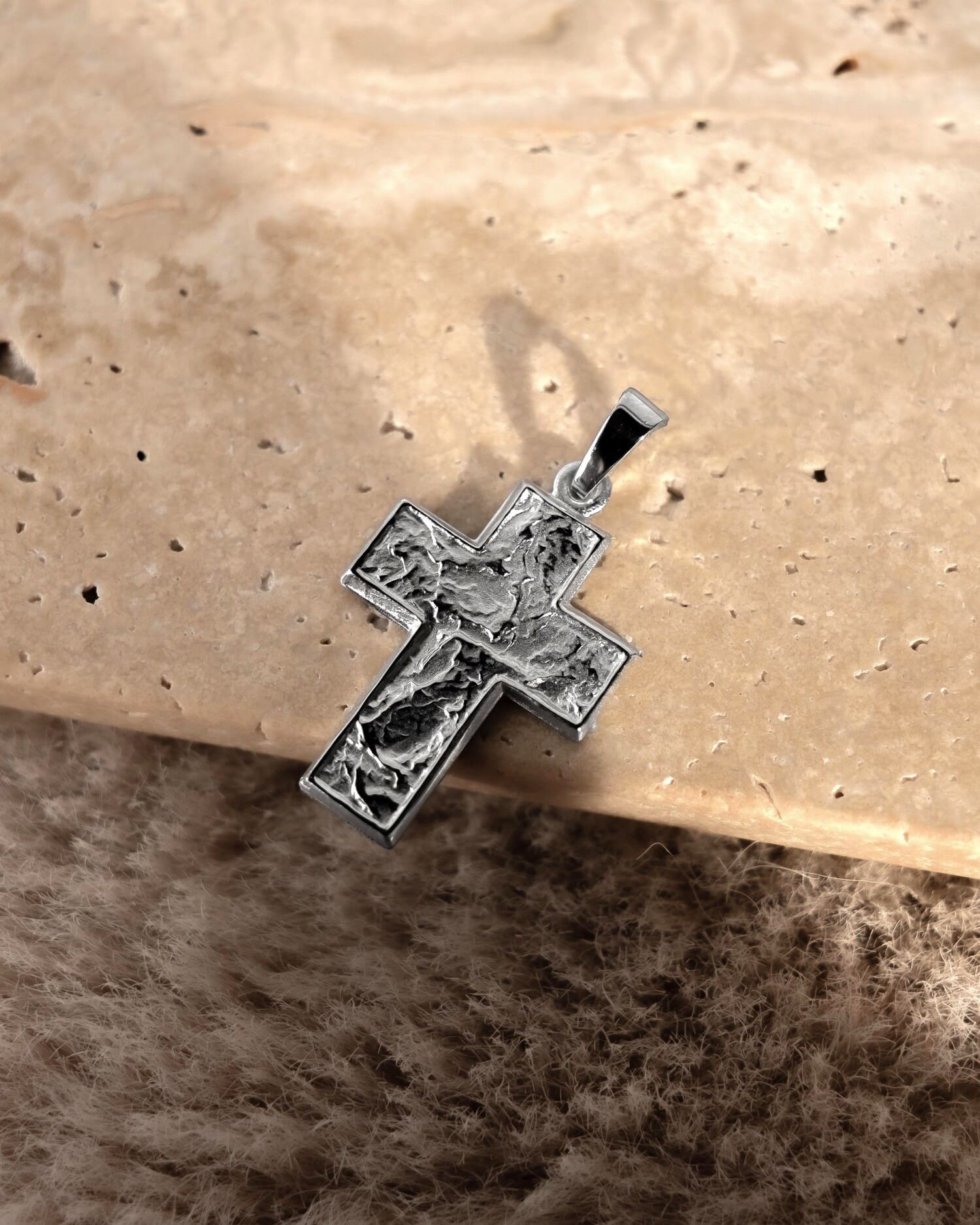Cross Necklace Engraving Plate Pendant Sueno
