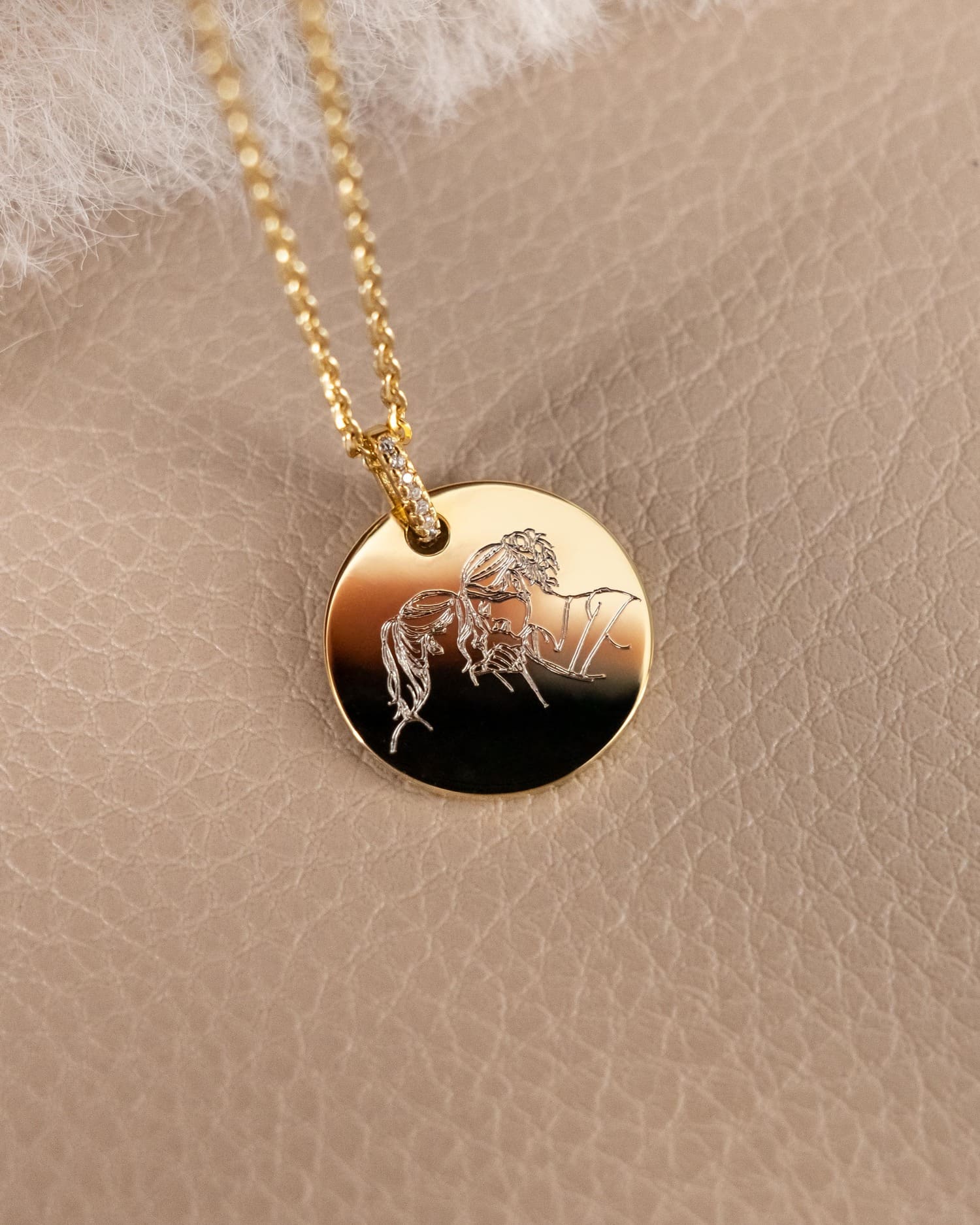 Engraving plates necklace pendant zirconia round