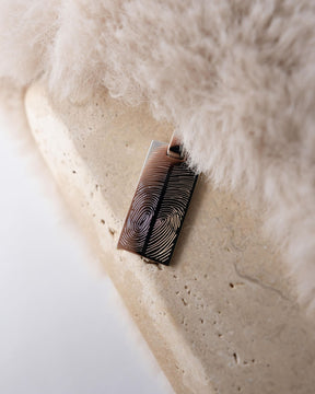 Engraved plate necklace pendant rectangle