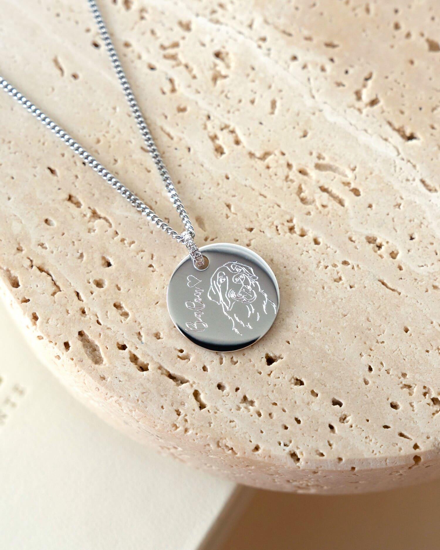 Engraving plates necklace pendant cubic zirconia round