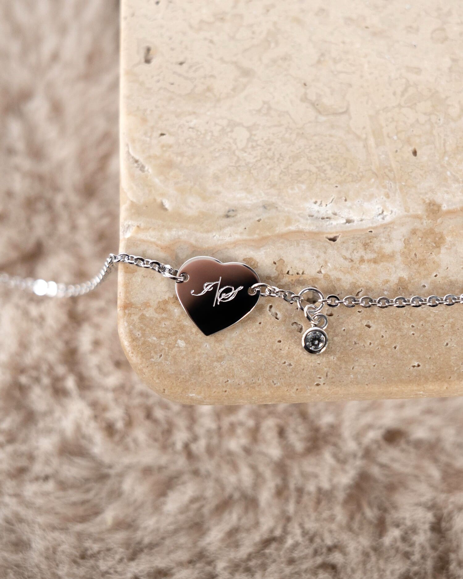 Engraving bracelet engraving plate heart zirconia