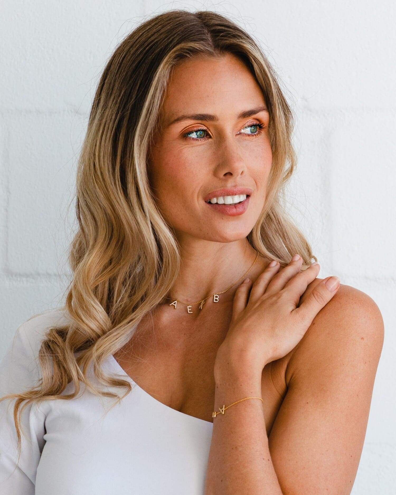 Name necklace / Letter necklace with zirconia