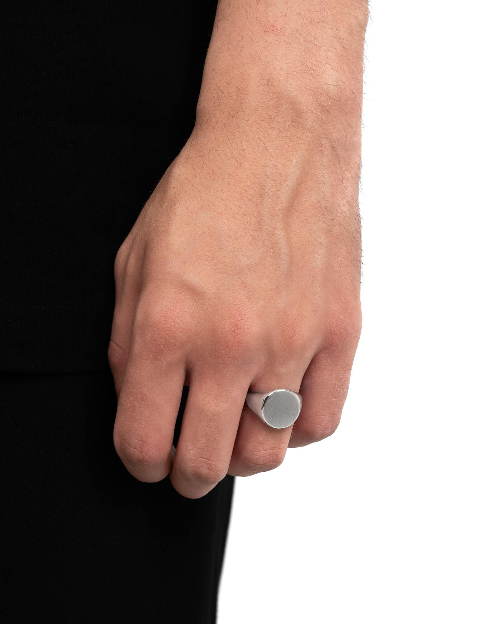 Signet ring oval brushed