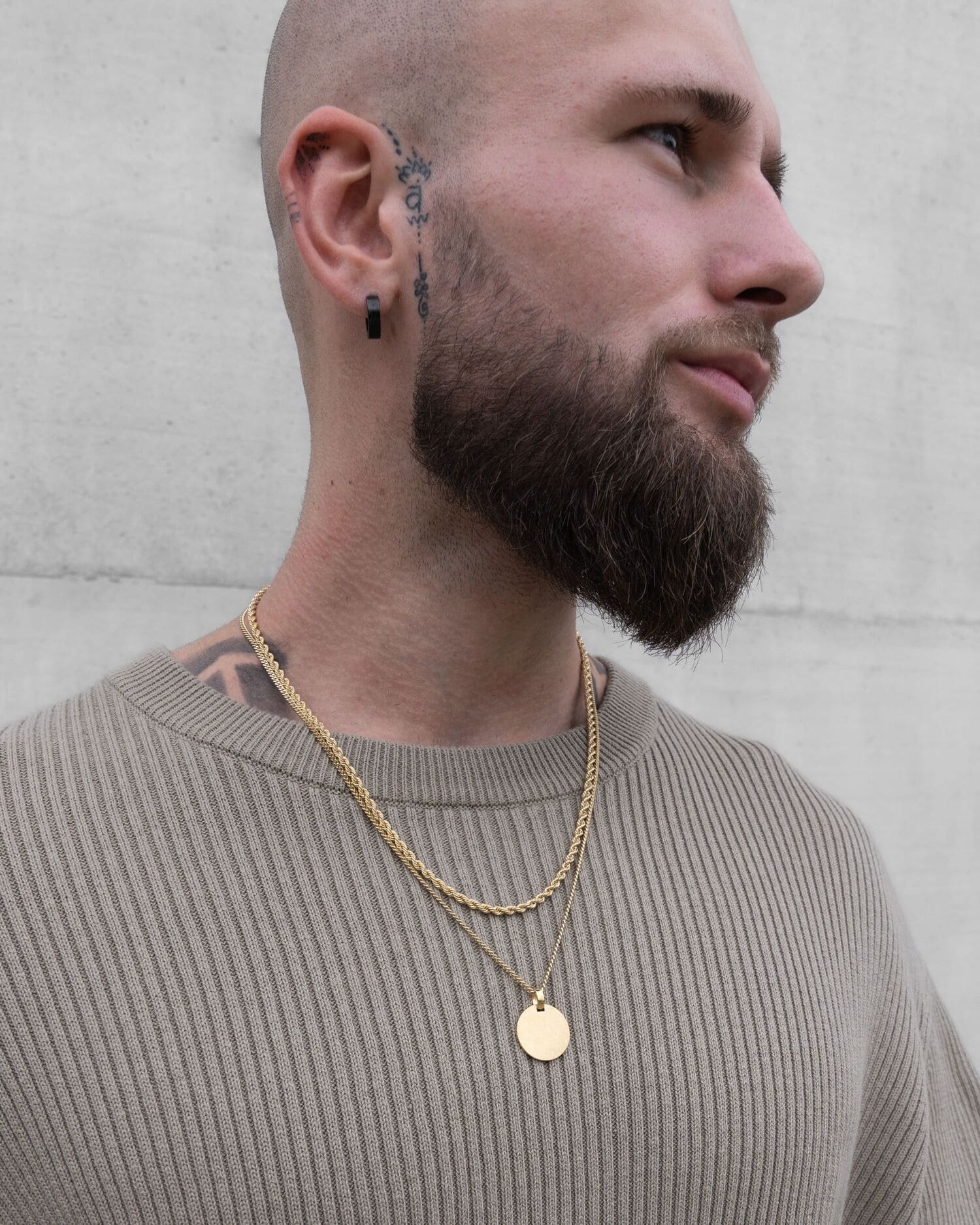 Initials engraving plates necklace pendant round ice matt