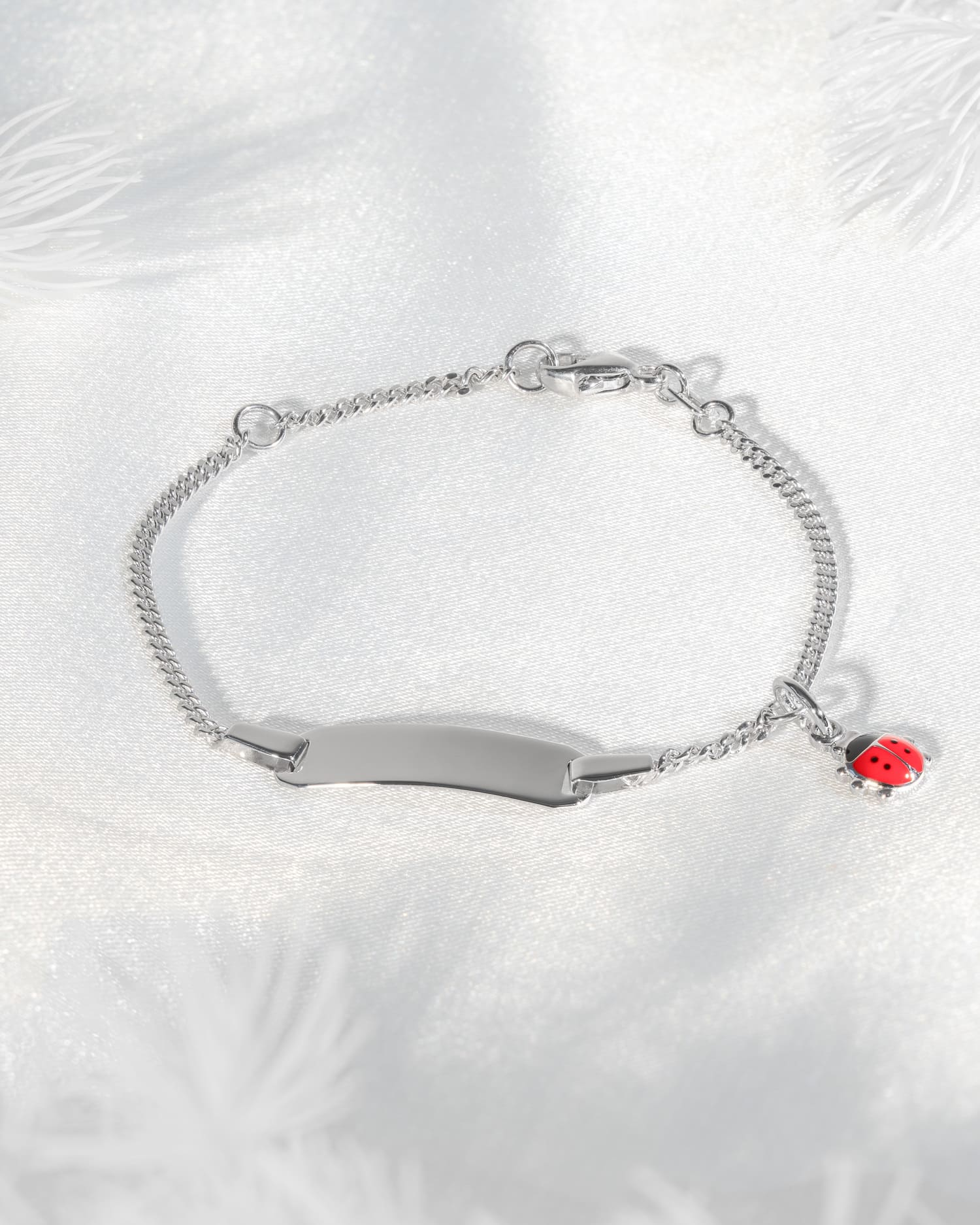 Engraving bracelet engraving plate ladybug