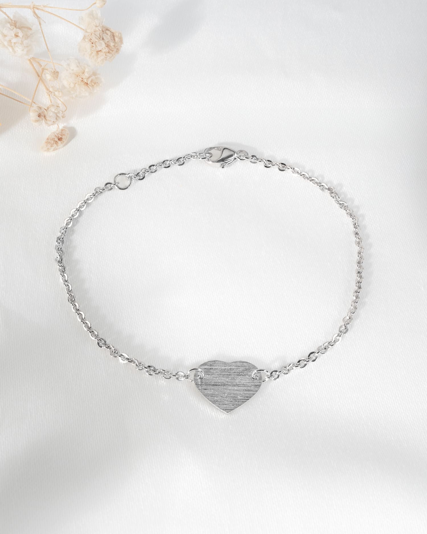 Paw print engraving bracelet engraving plate heart