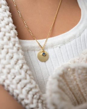 Engraved pendant necklace with blue zirconia, 12mm