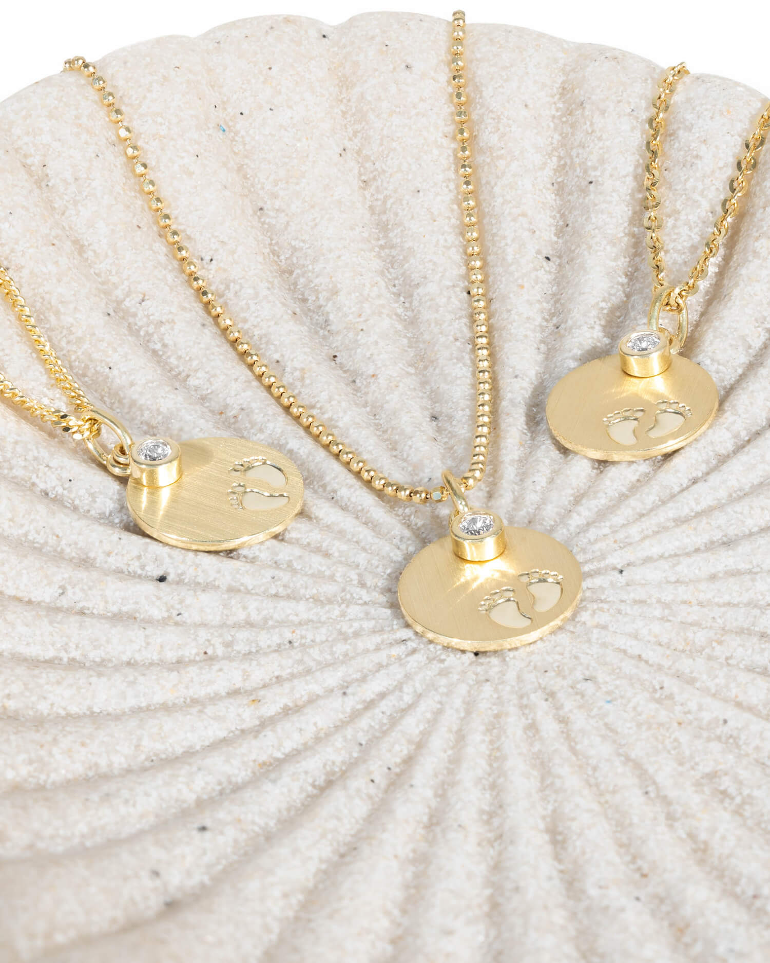 Engraving plates pendant necklace baby feet zirconia 12mm