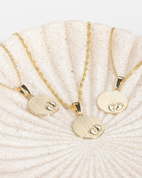 Engraving plates pendant necklace baby feet 12mm