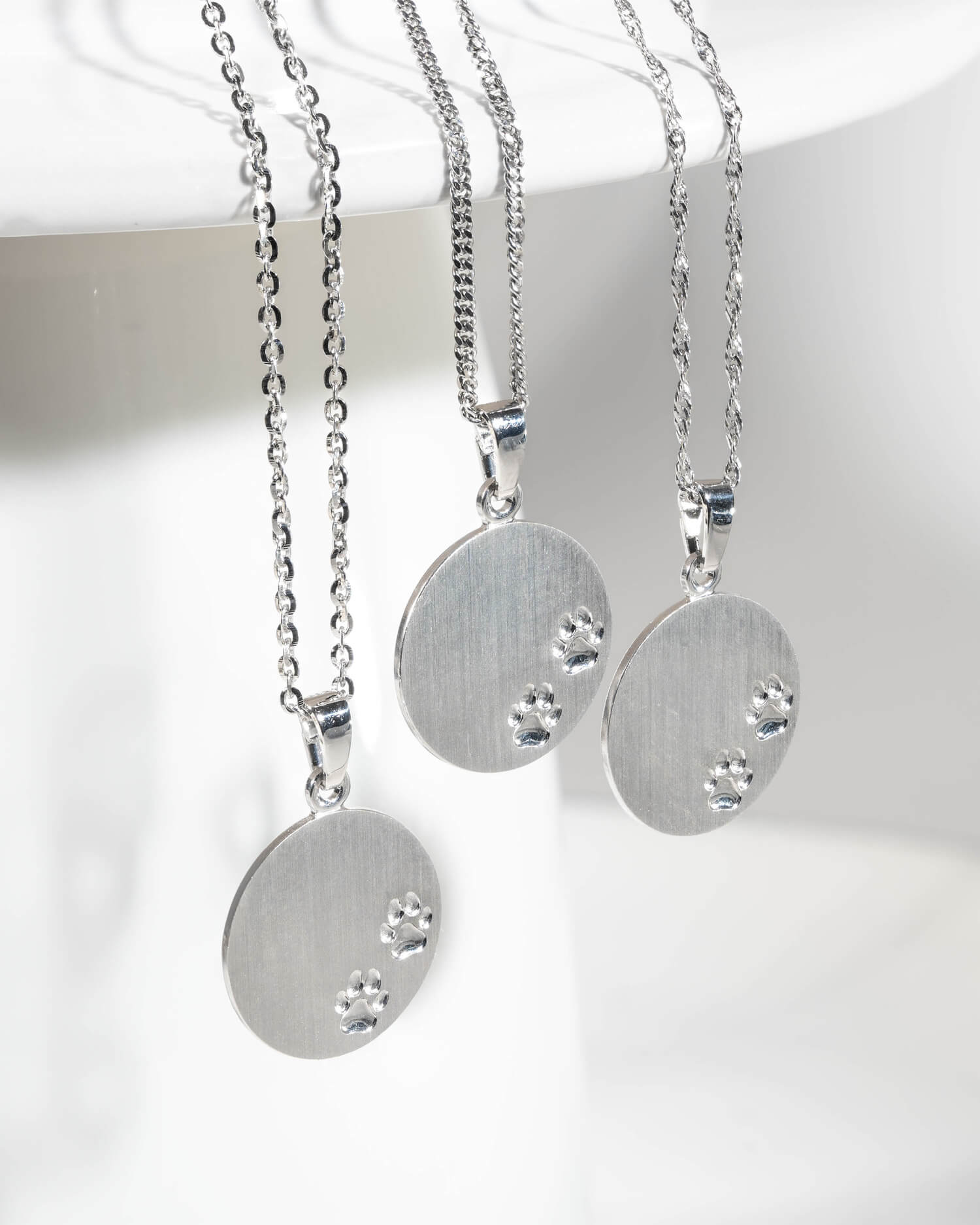 Engraving plates necklace pendant paw print 16mm