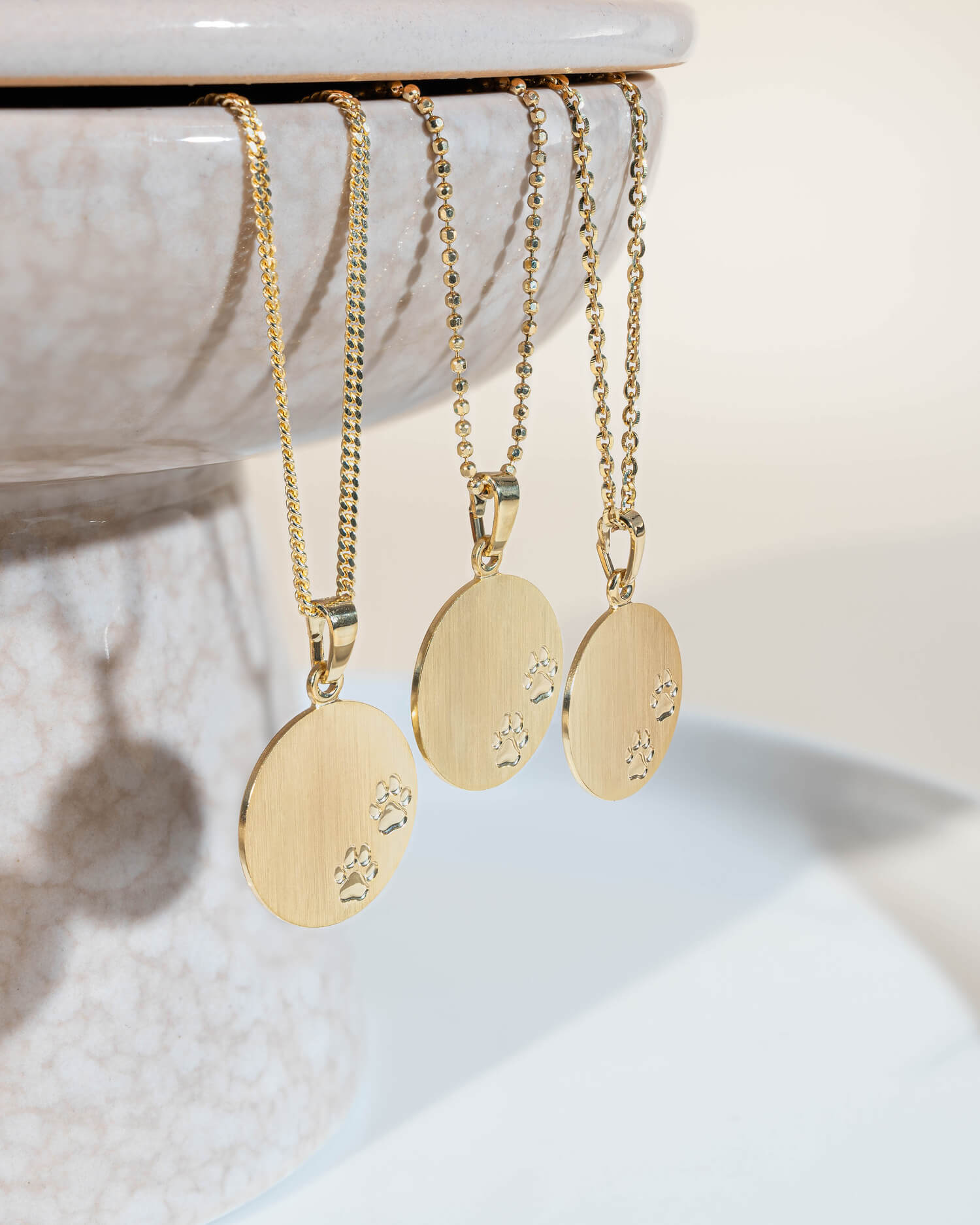 Engraving plates necklace pendant paw print 16mm