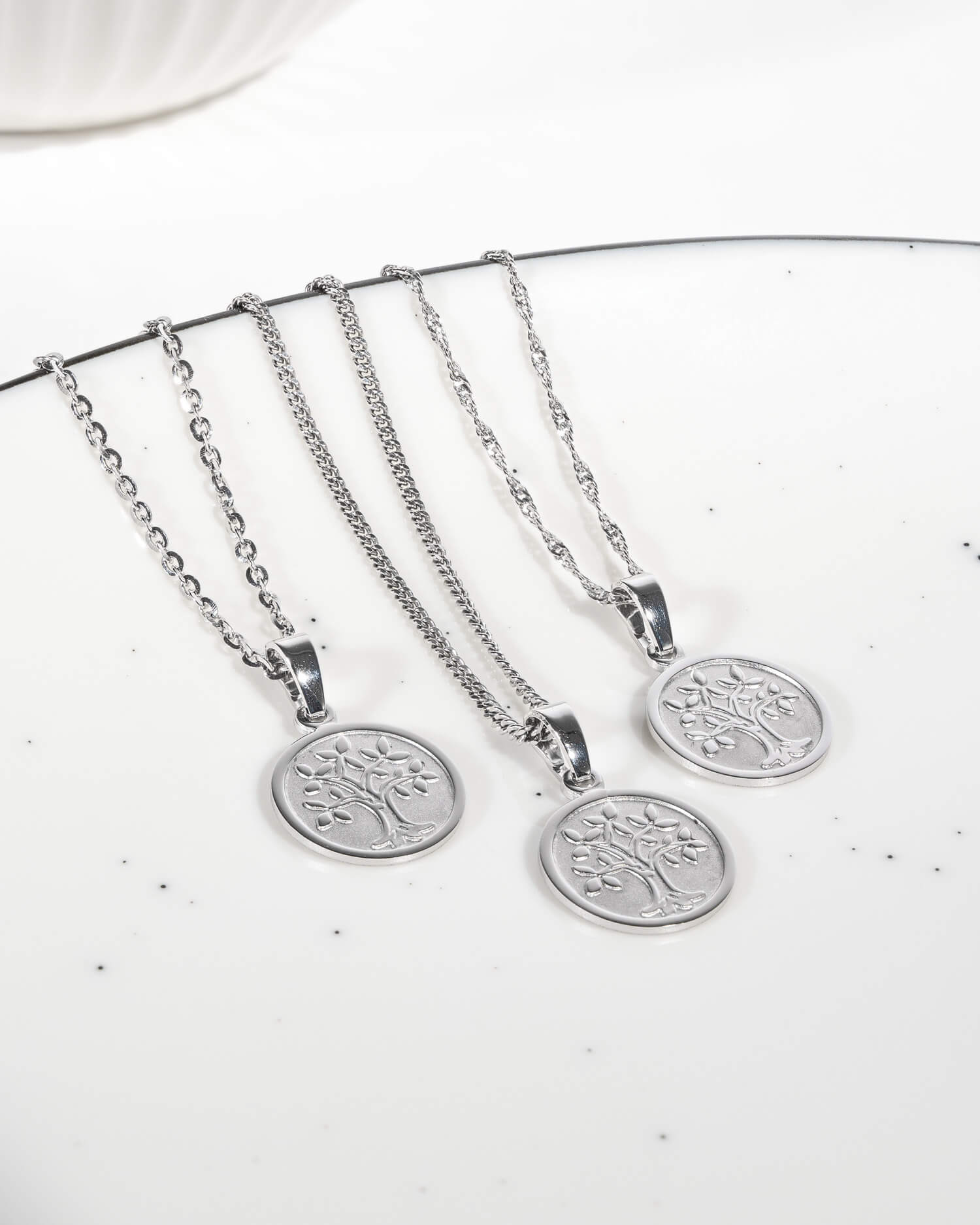 Engraving plates necklace pendant tree of life 12mm