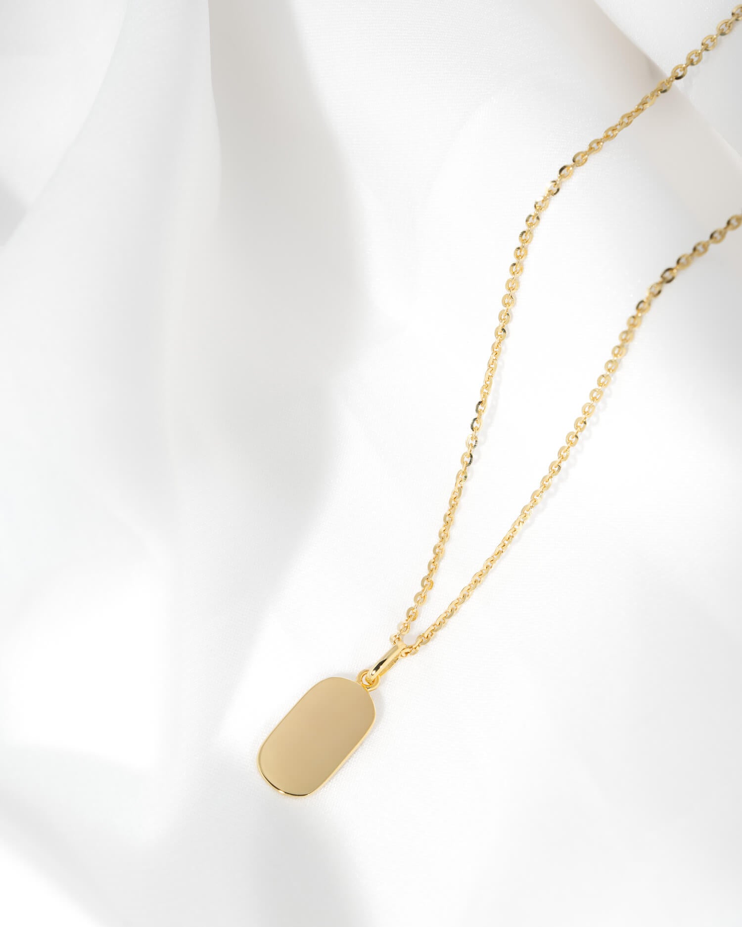 Engraving plates necklace pendant oval