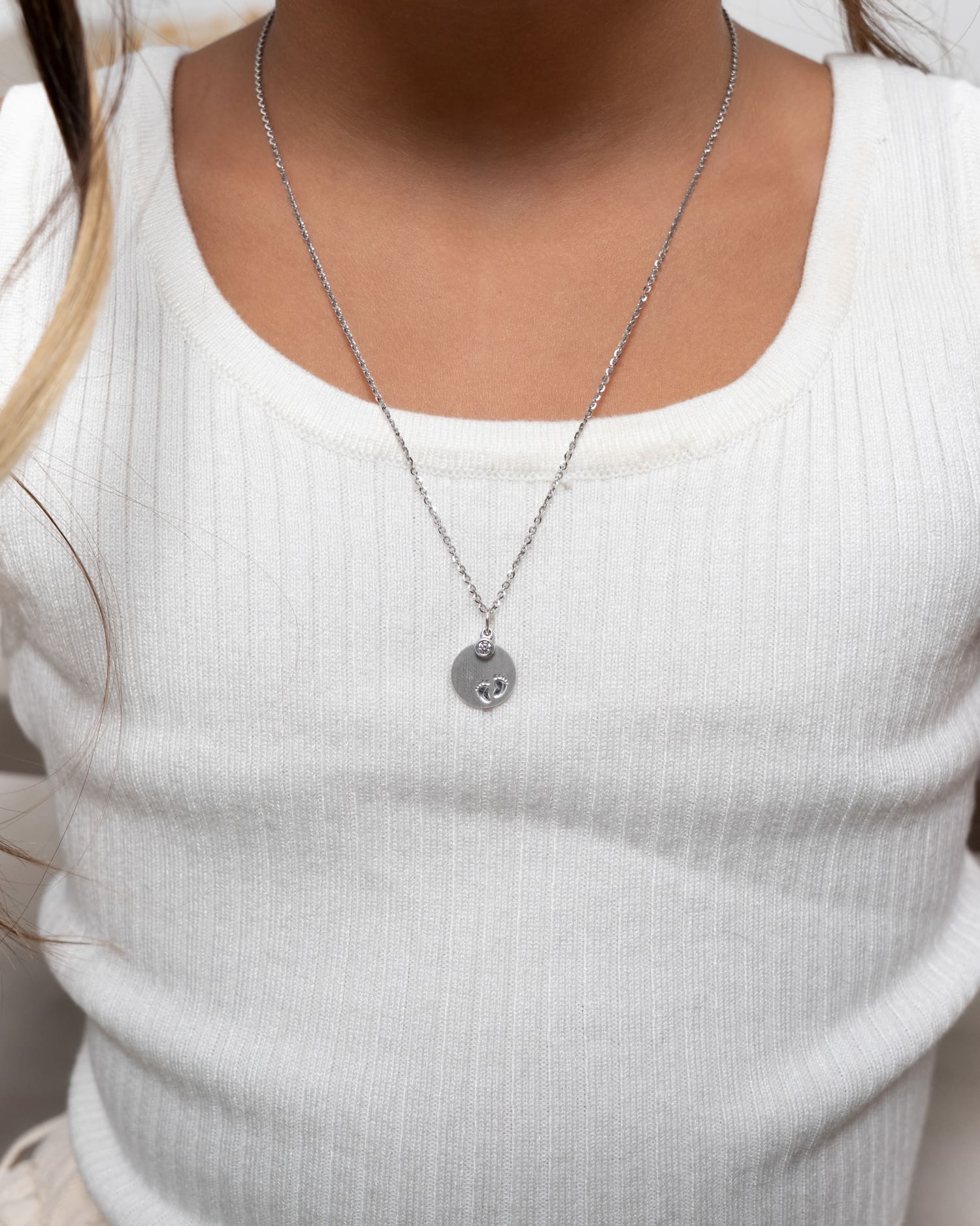 Engraving plates pendant necklace baby feet zirconia 12mm
