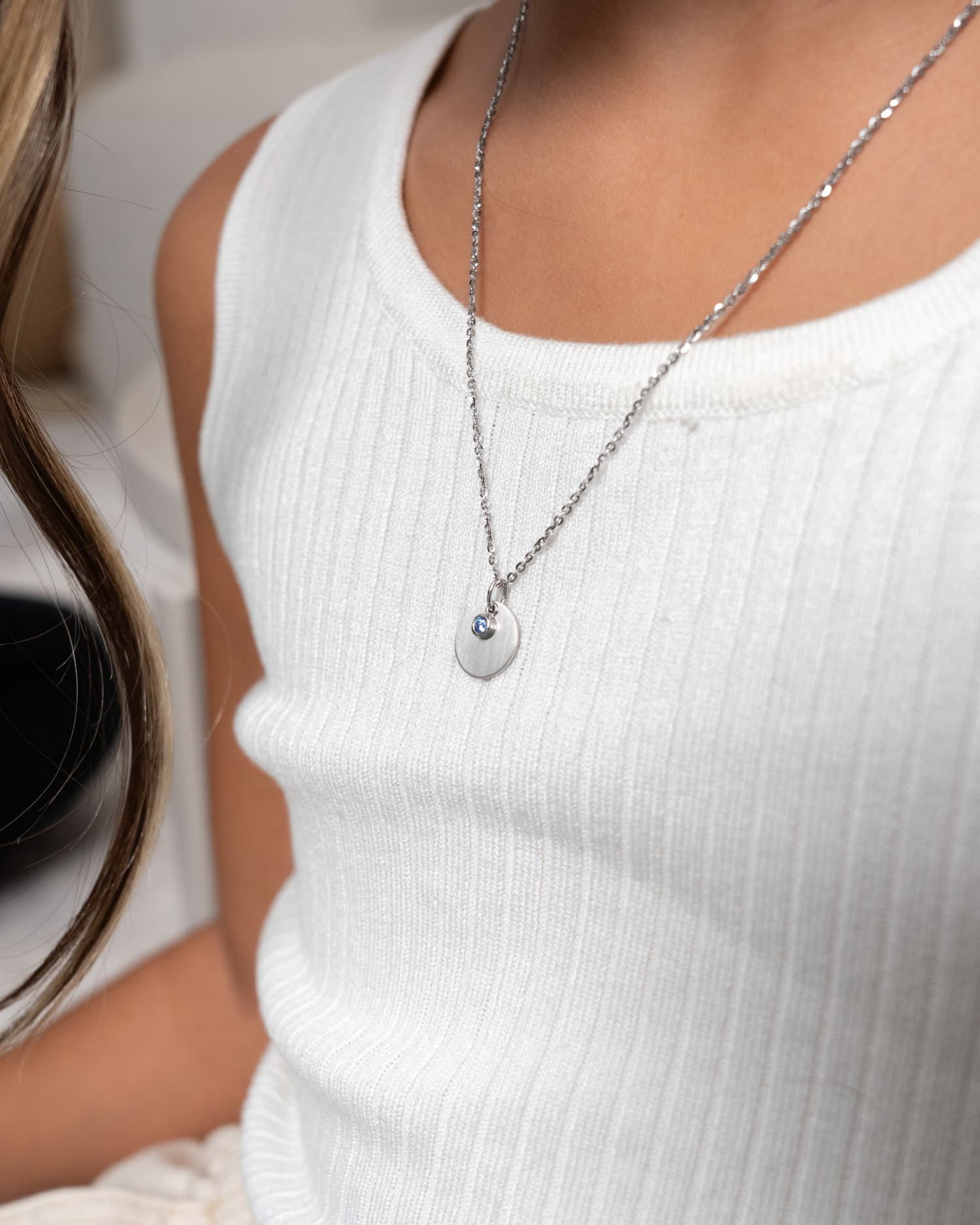 Engraving plates pendant necklace zirconia blue 12mm