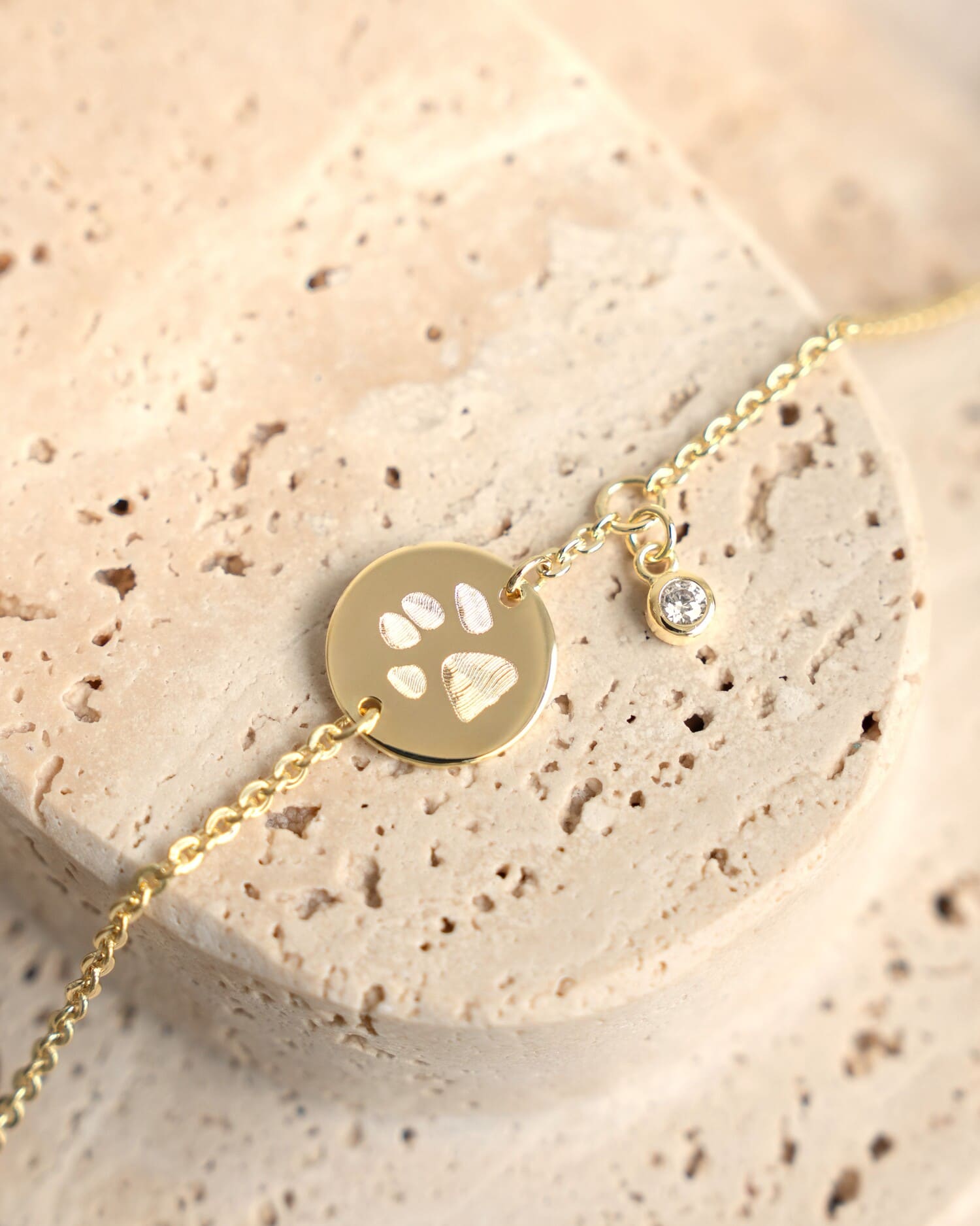 Paw print engraving bracelet engraving plate round zirconia