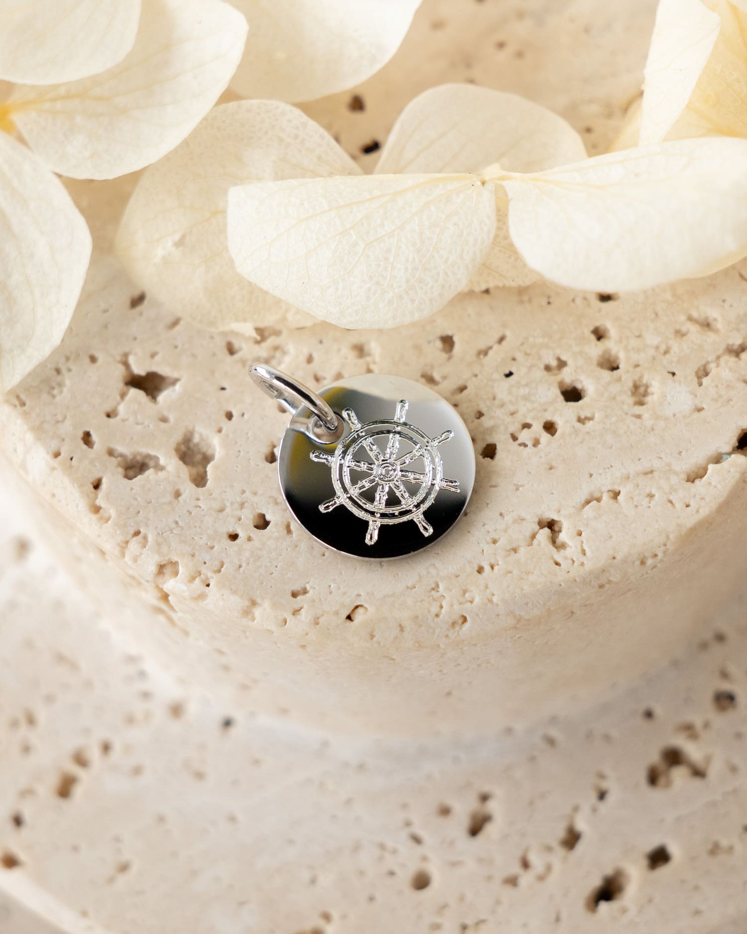Engraving plate necklace pendant round 10mm