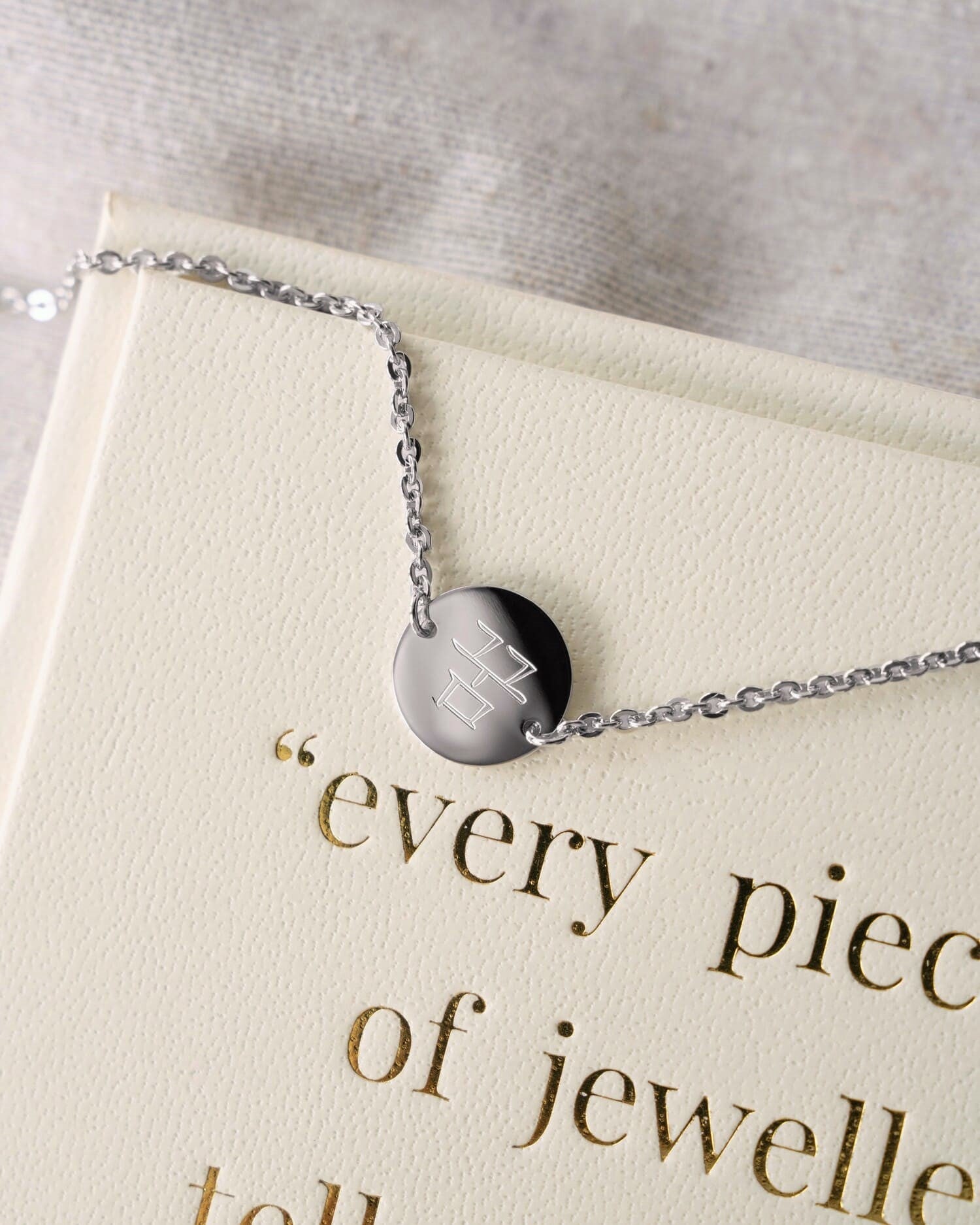 Image/graphic upload engraving bracelet engraving plate round