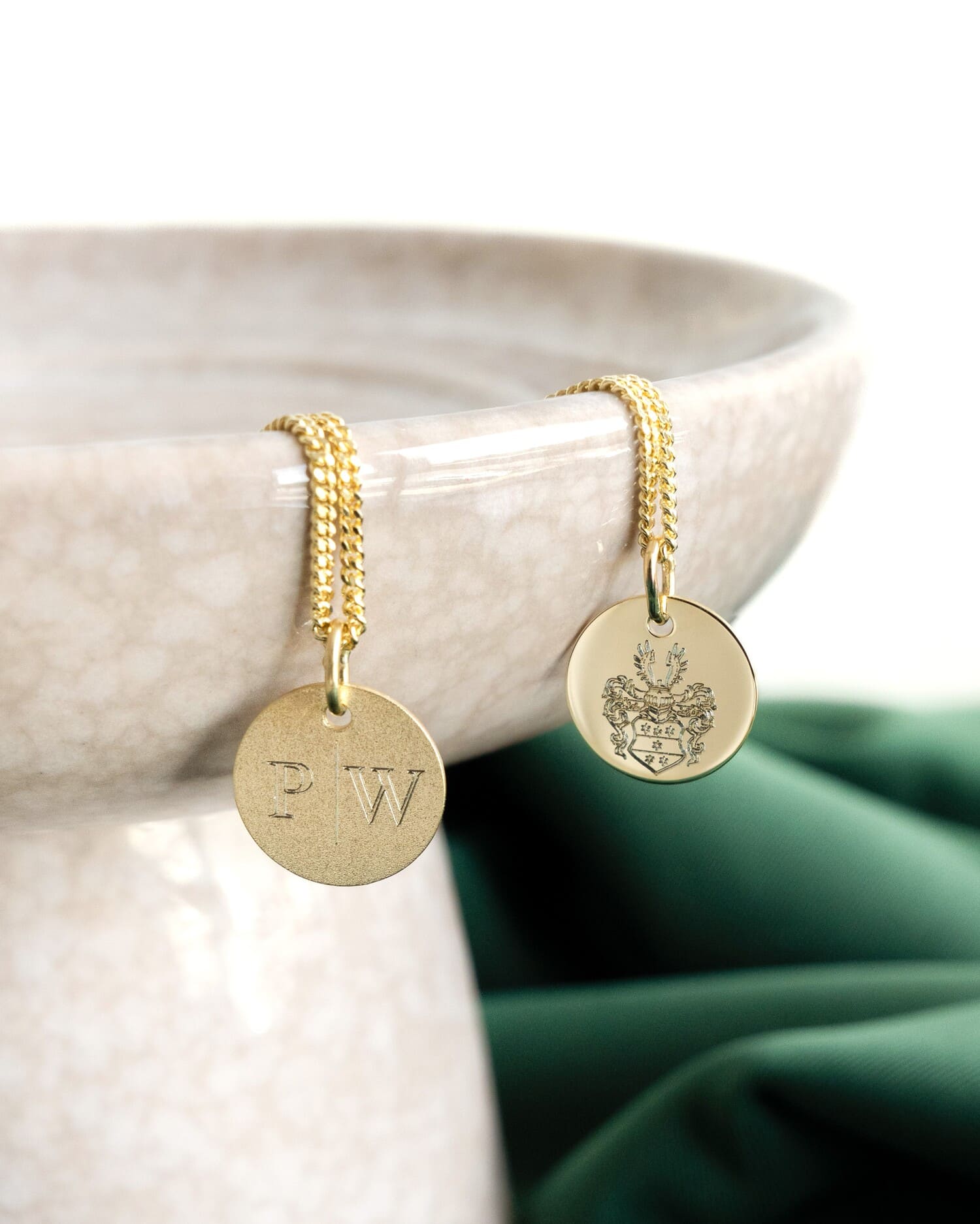 Initials engraving plates necklace pendant round 12mm